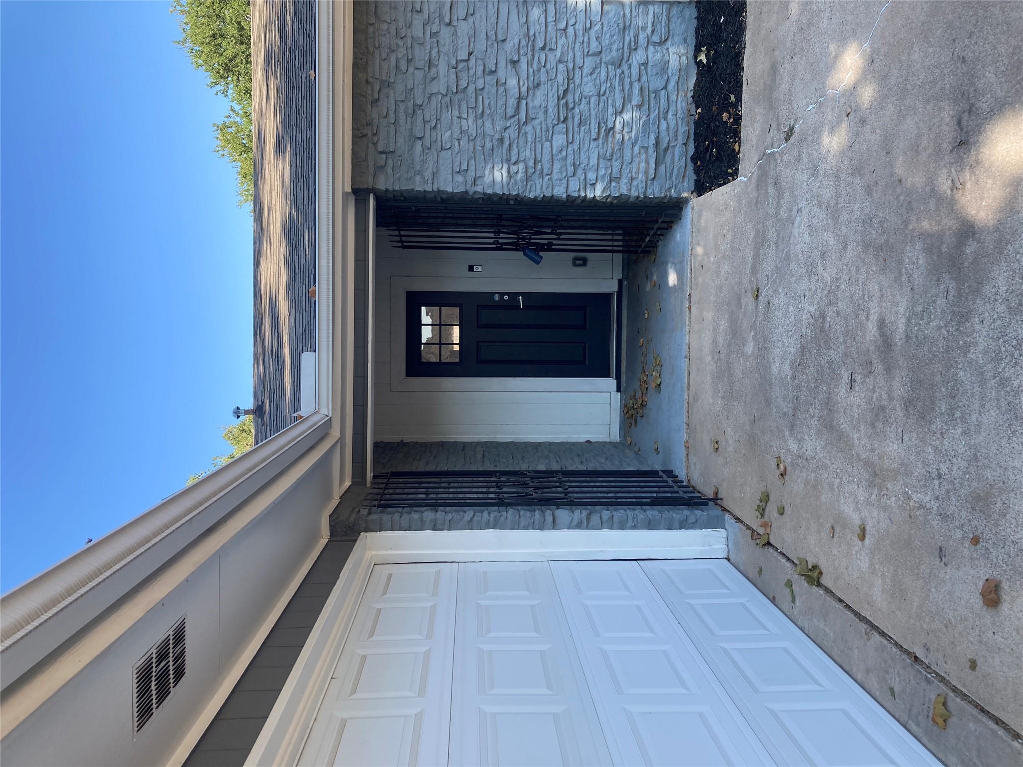 5704 Whitebrook Dr, Austin, TX 78724