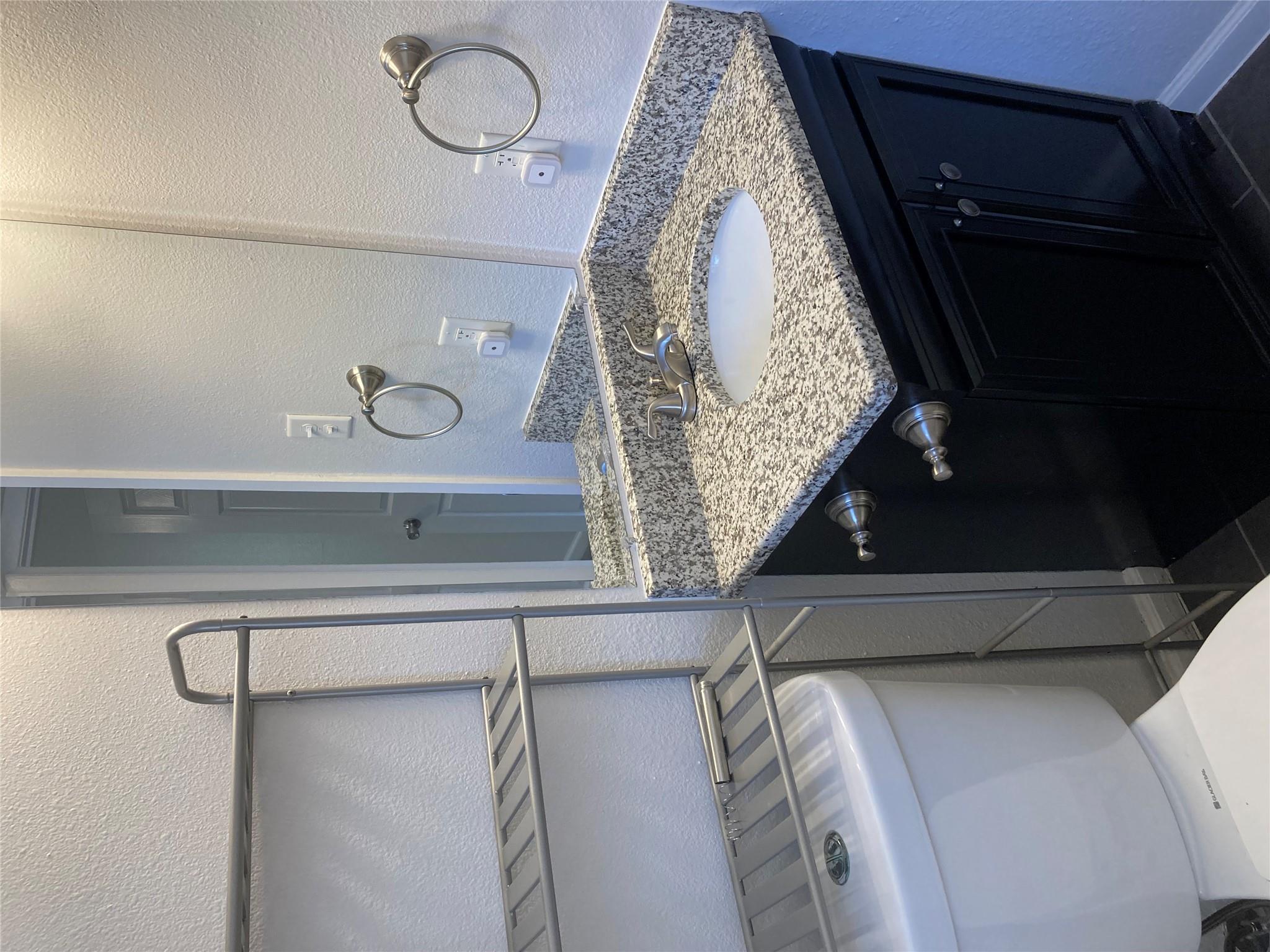 5704 Whitebrook Dr, Austin, TX 78724