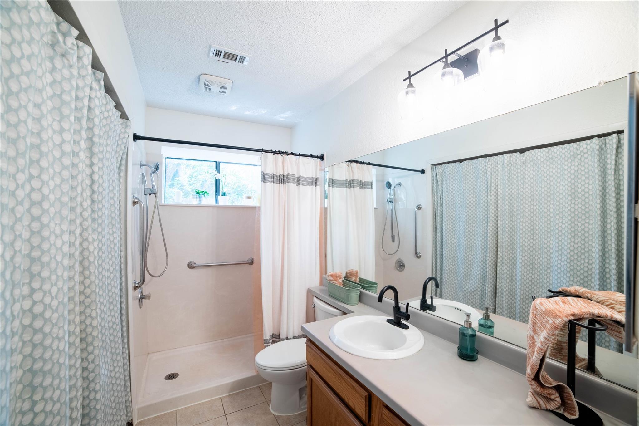 11901 Swearingen Dr # 43-I, Austin, TX 78758