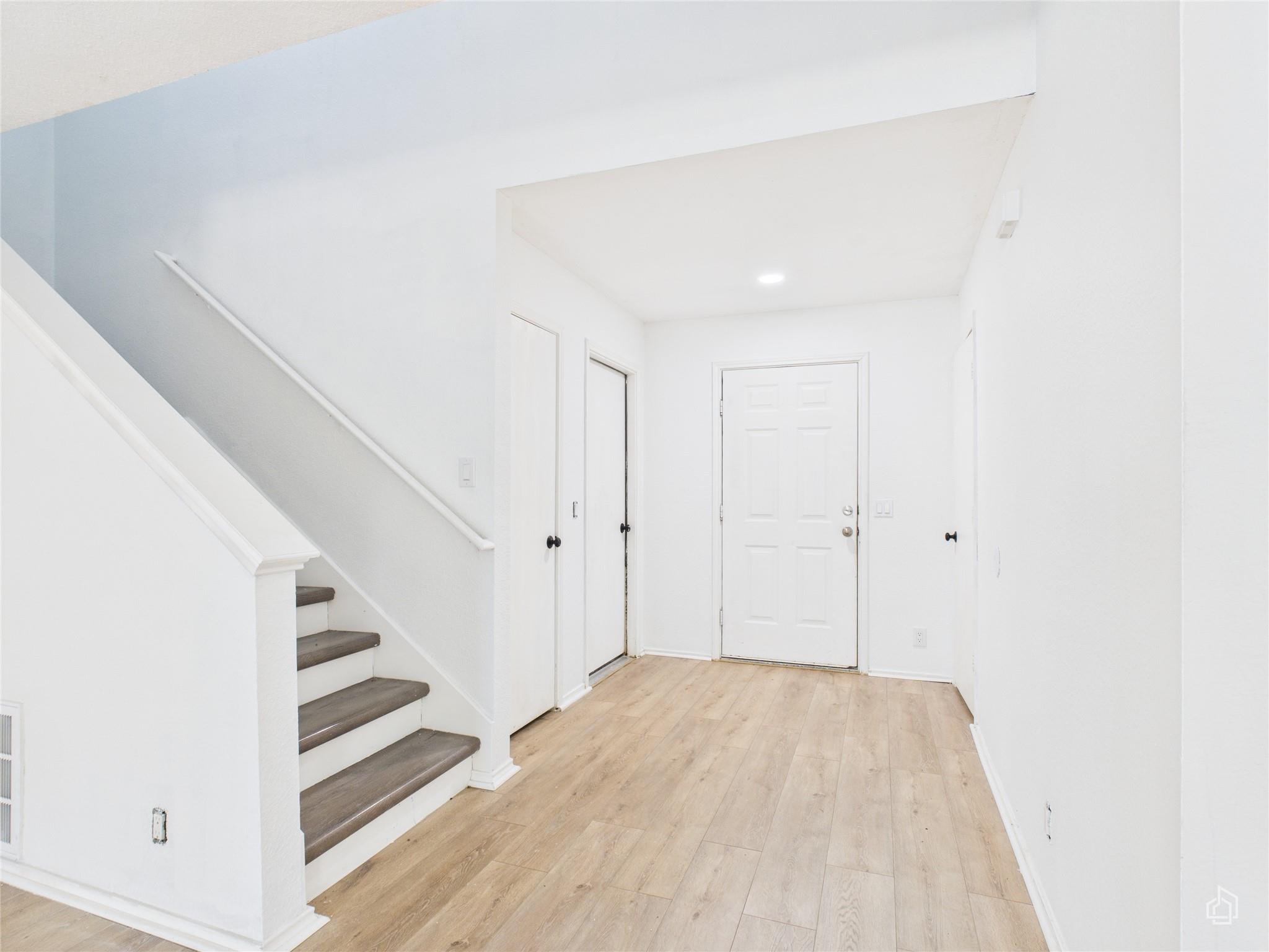 6733 Sabrina Dr, Austin, TX 78747