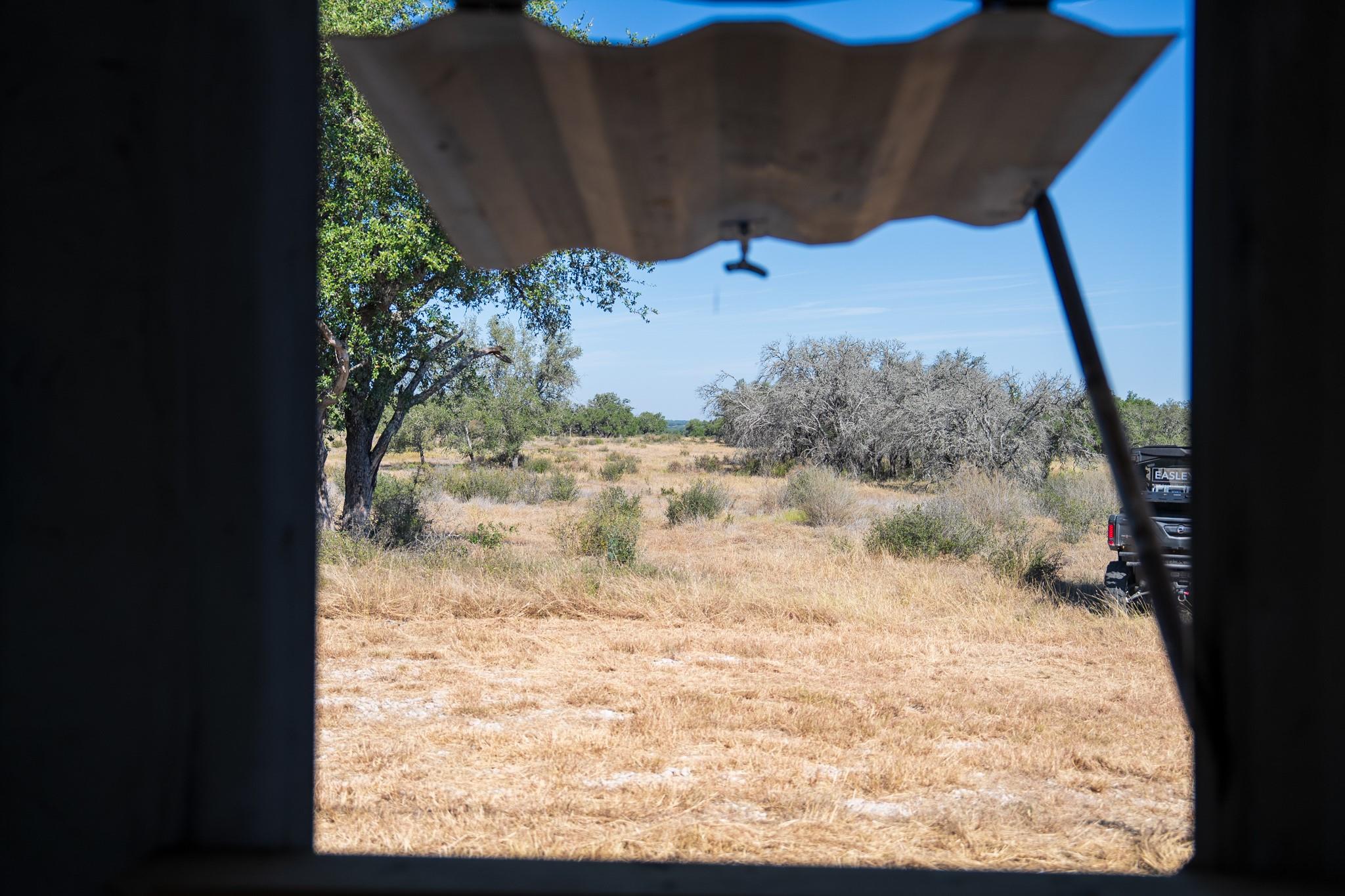 928 Bendele Rd, Johnson City, TX 78636