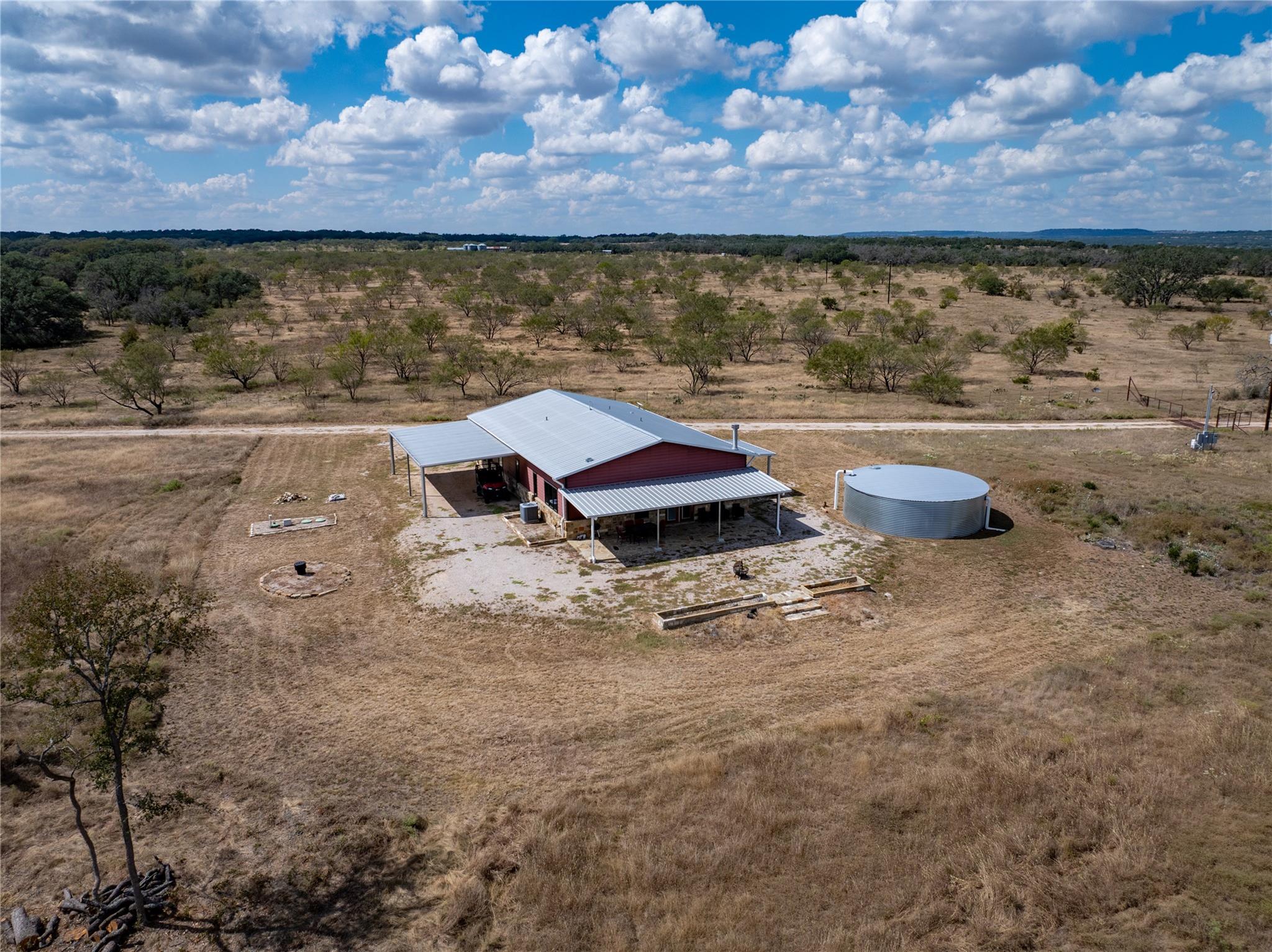 928 Bendele Rd, Johnson City, TX 78636