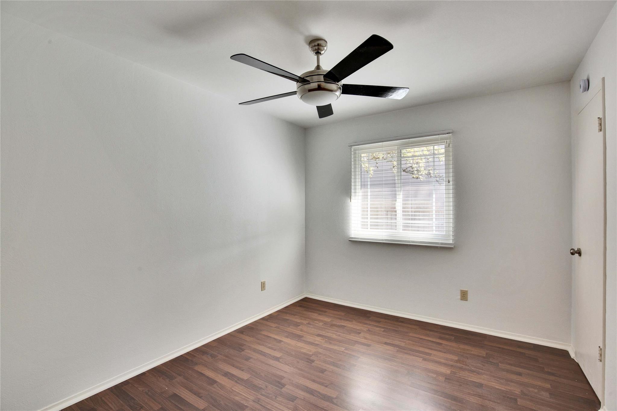 8002 Croftwood Dr, Austin, TX 78749