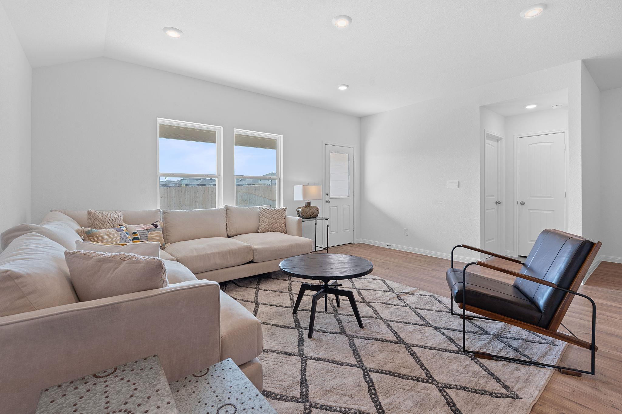 20325 Rosen Way, Manor, TX 78653