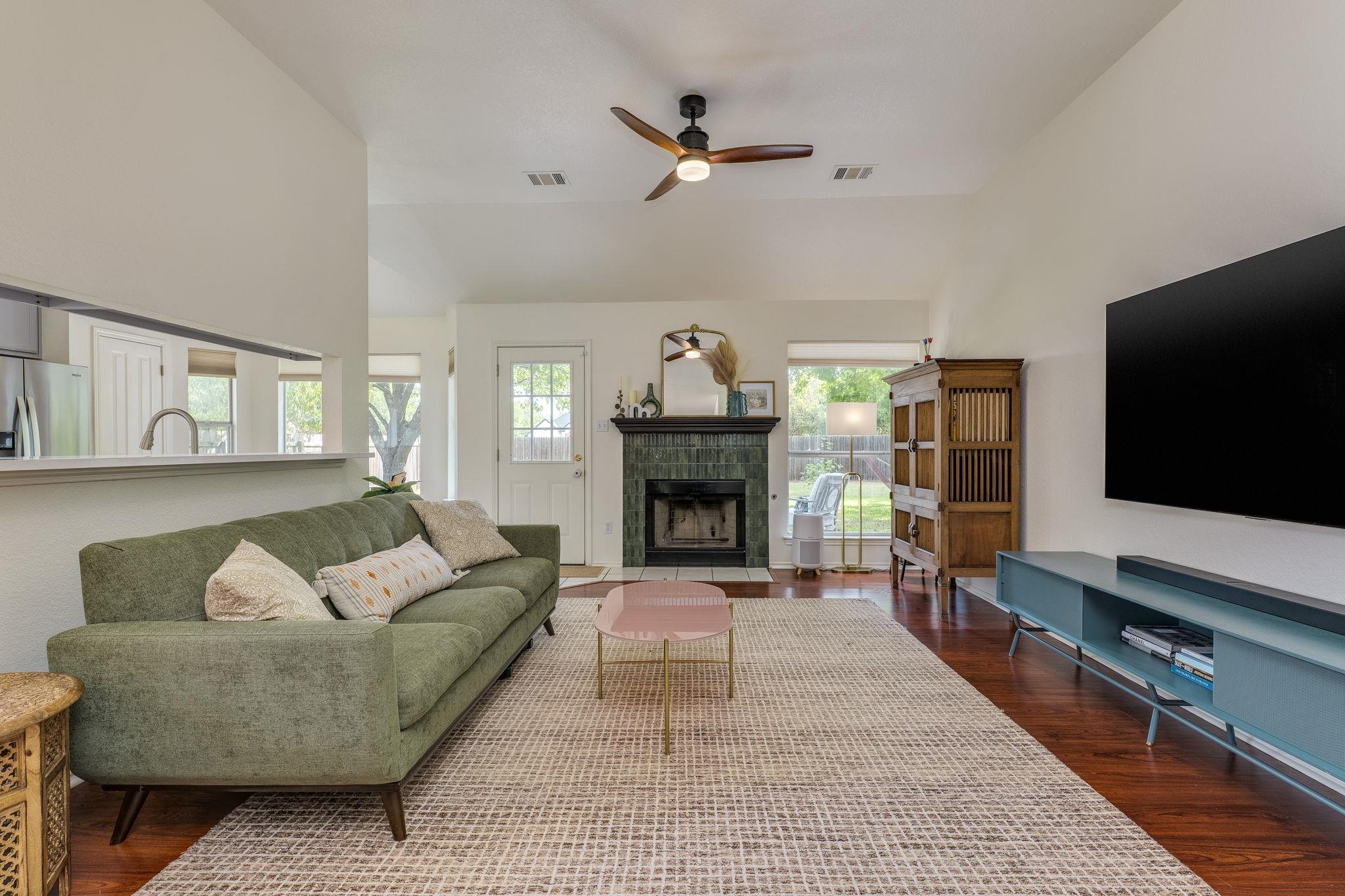 300 N Rainbow Bridge Dr, Cedar Park, TX 78613