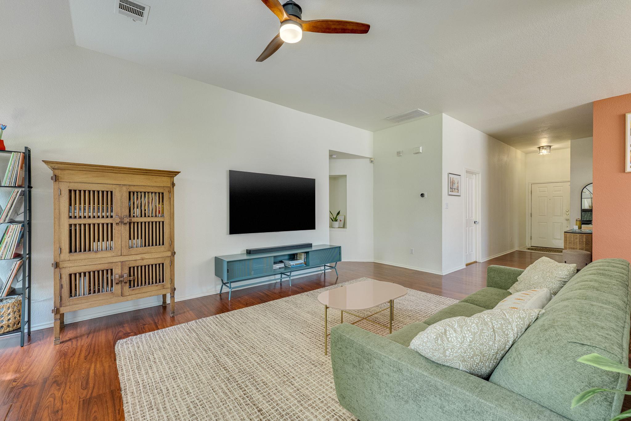 300 N Rainbow Bridge Dr, Cedar Park, TX 78613