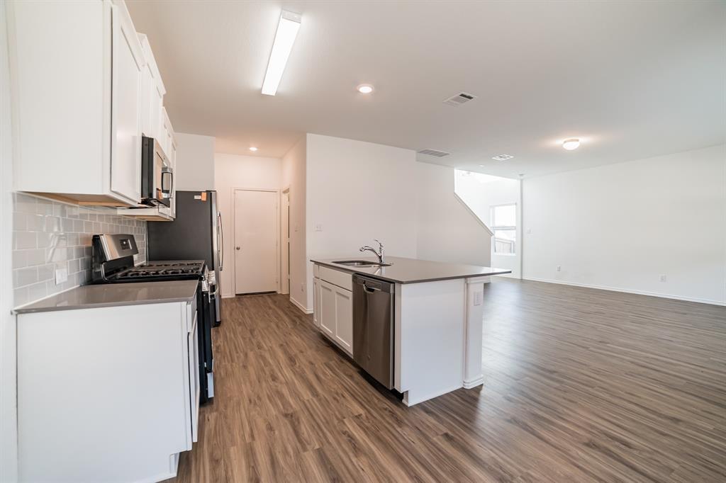 220 Red Buckeye Loop, Liberty Hill, TX 78642