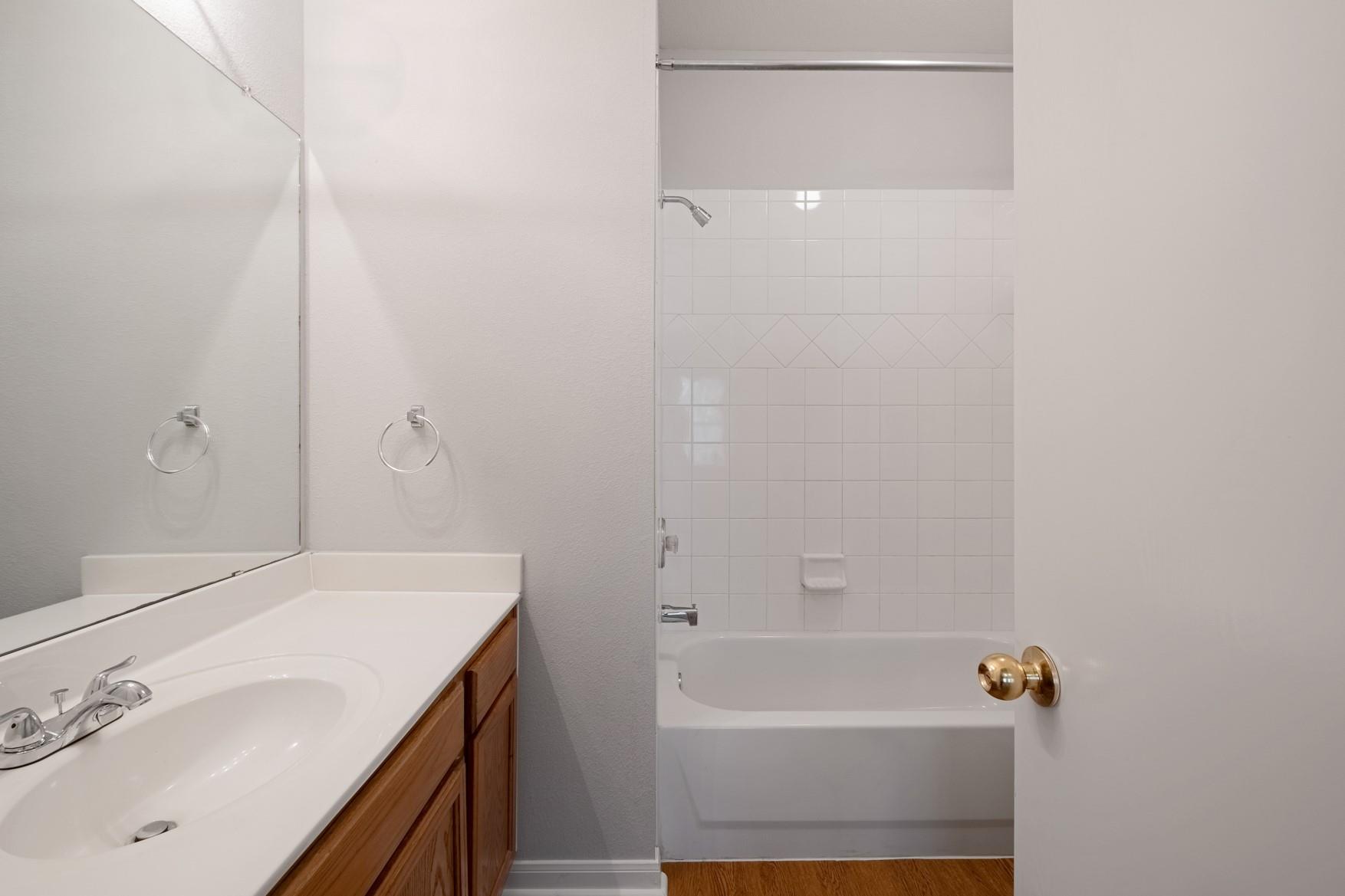 2300 S Bagdad Rd # B, Leander, TX 78641