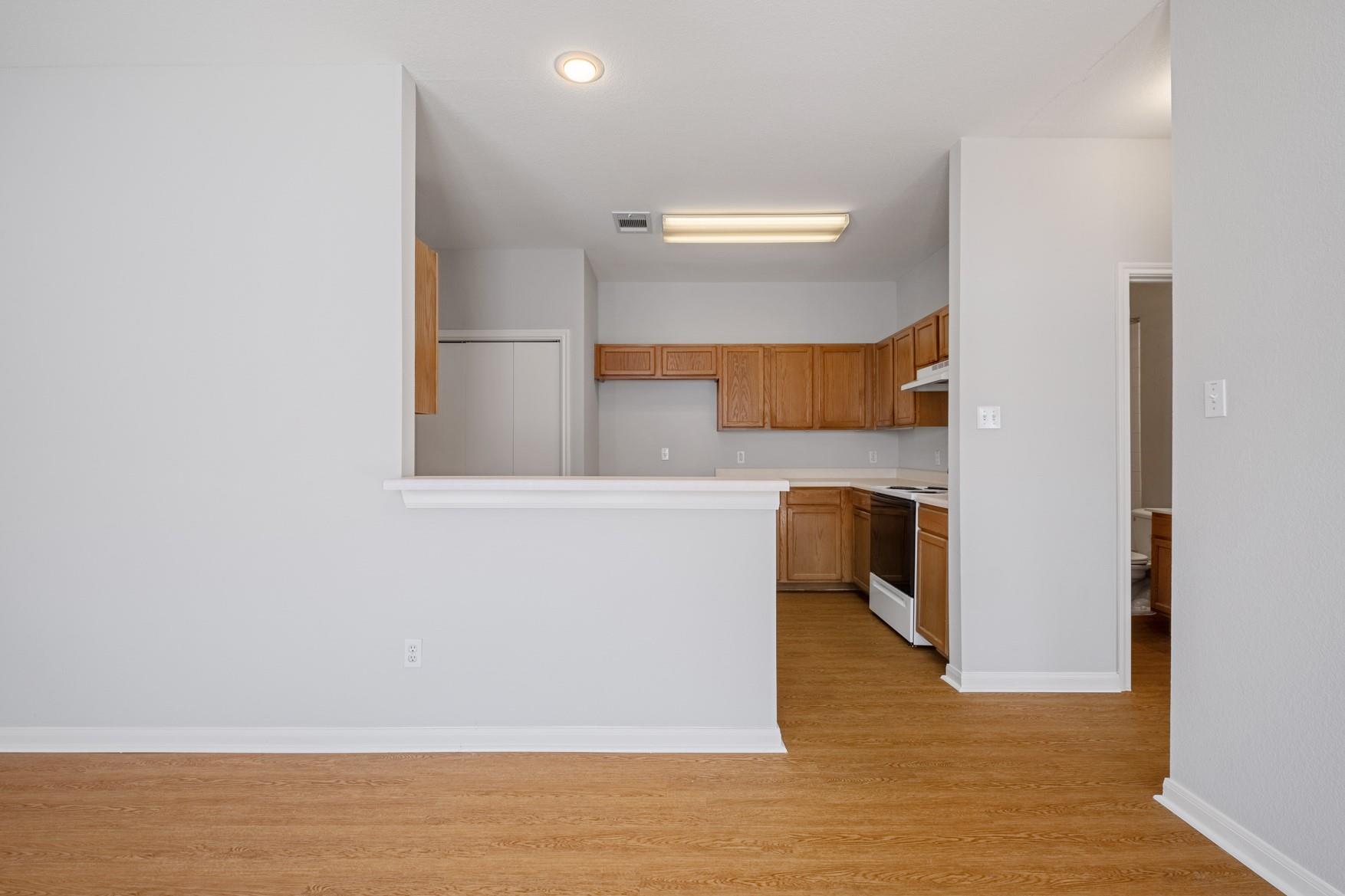 2300 S Bagdad Rd # B, Leander, TX 78641