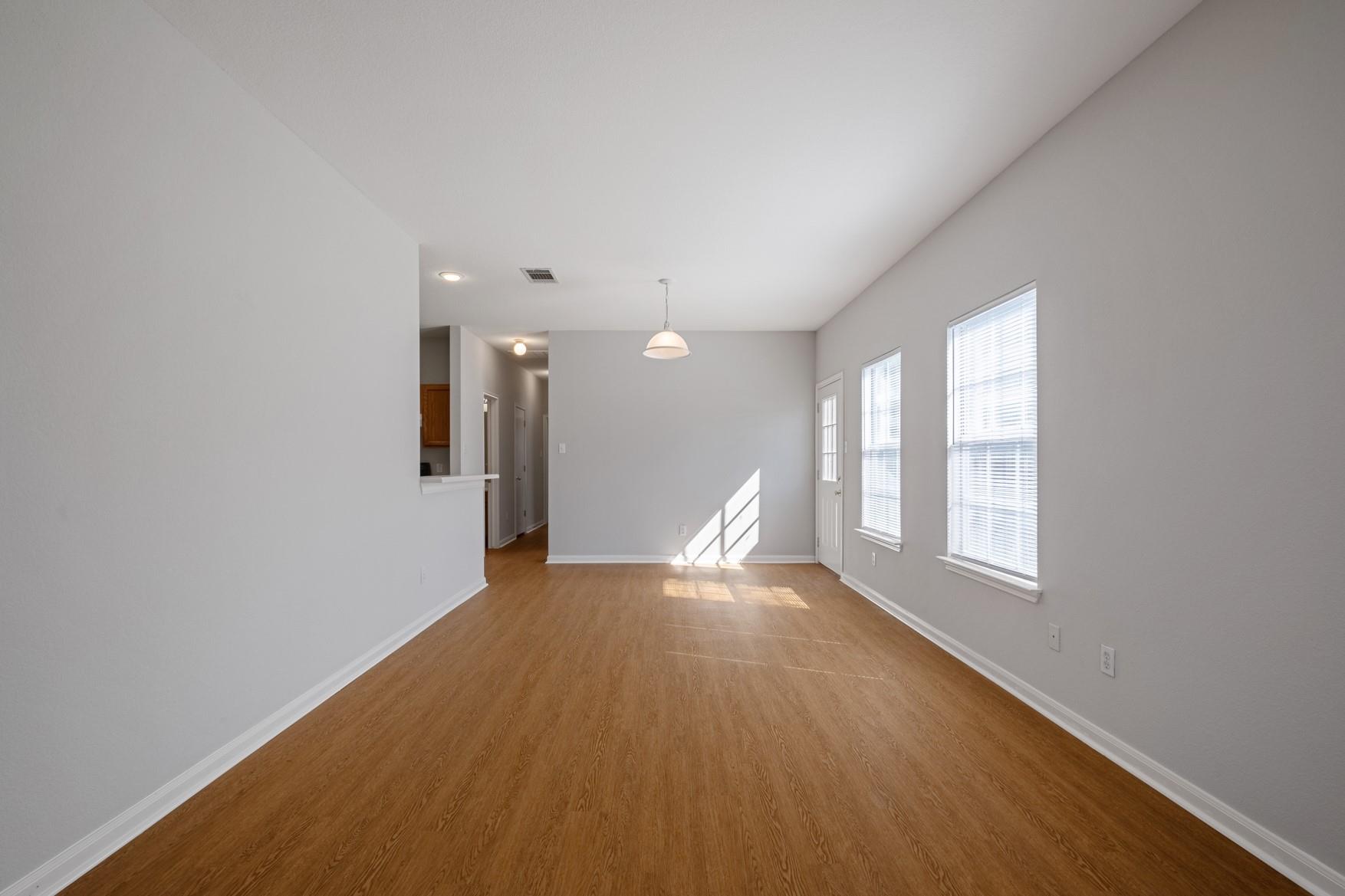 2300 S Bagdad Rd # B, Leander, TX 78641