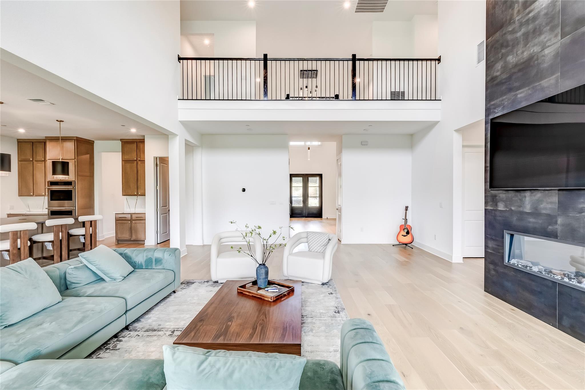 1420 Lucera Bnd, Leander, TX 78641