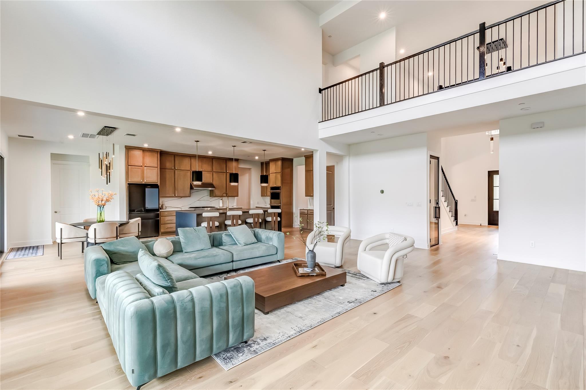 1420 Lucera Bnd, Leander, TX 78641