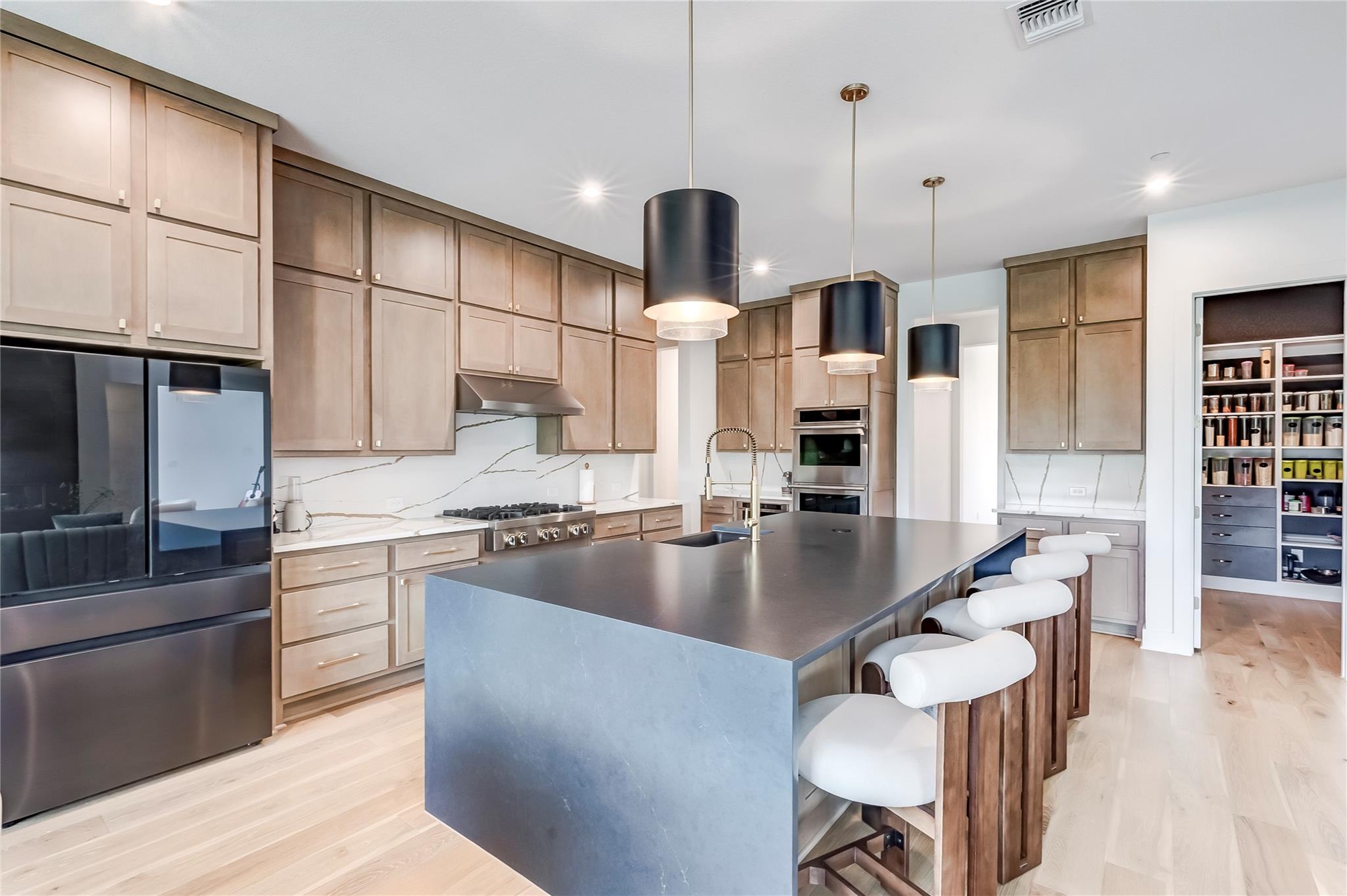 1420 Lucera Bnd, Leander, TX 78641