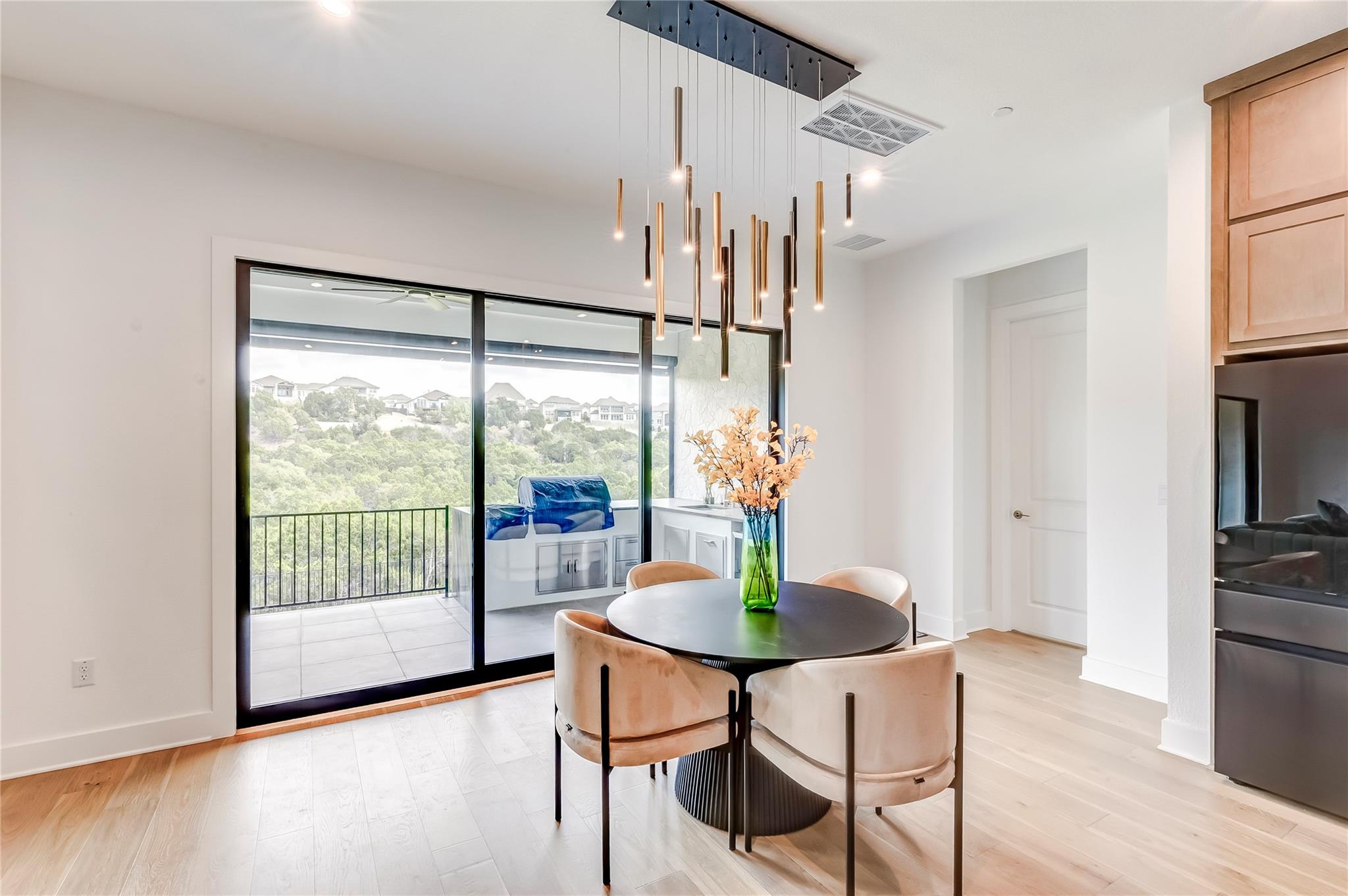 1420 Lucera Bnd, Leander, TX 78641