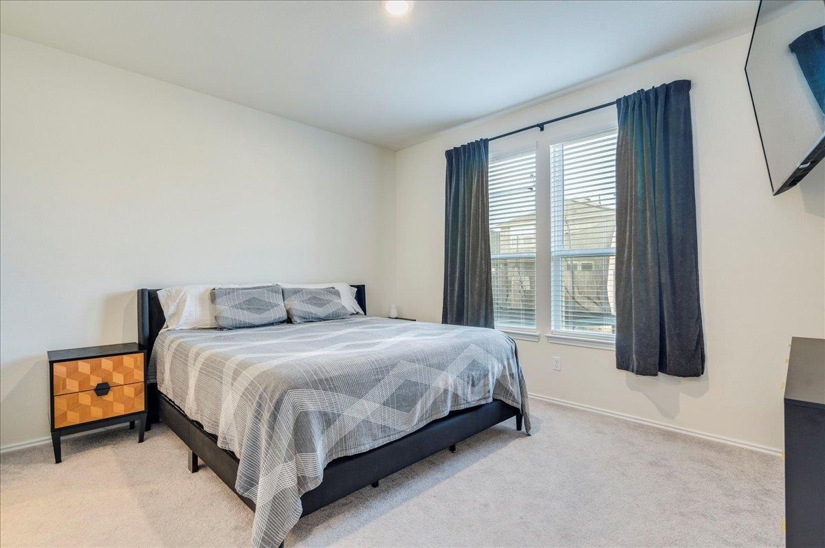 388 Begonia St, Buda, TX 78610