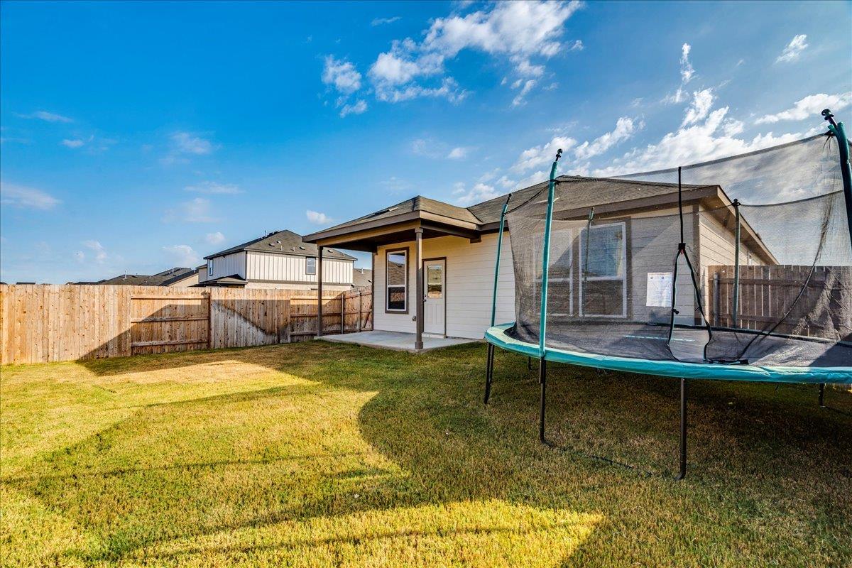 388 Begonia St, Buda, TX 78610