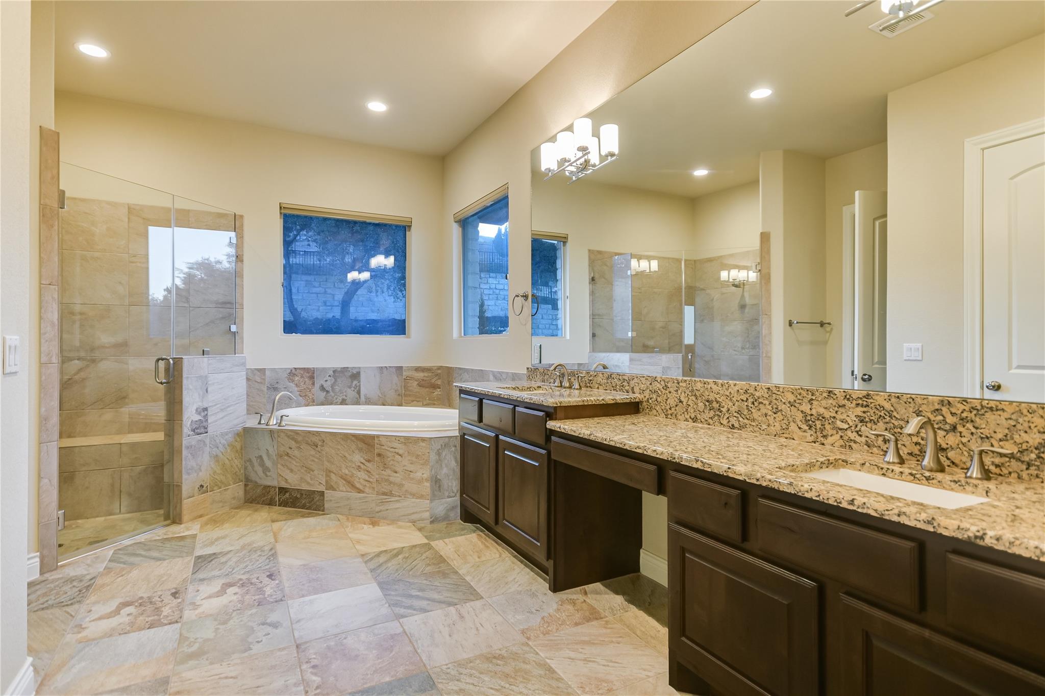 205 Palazza Alto Dr, Austin, TX 78734