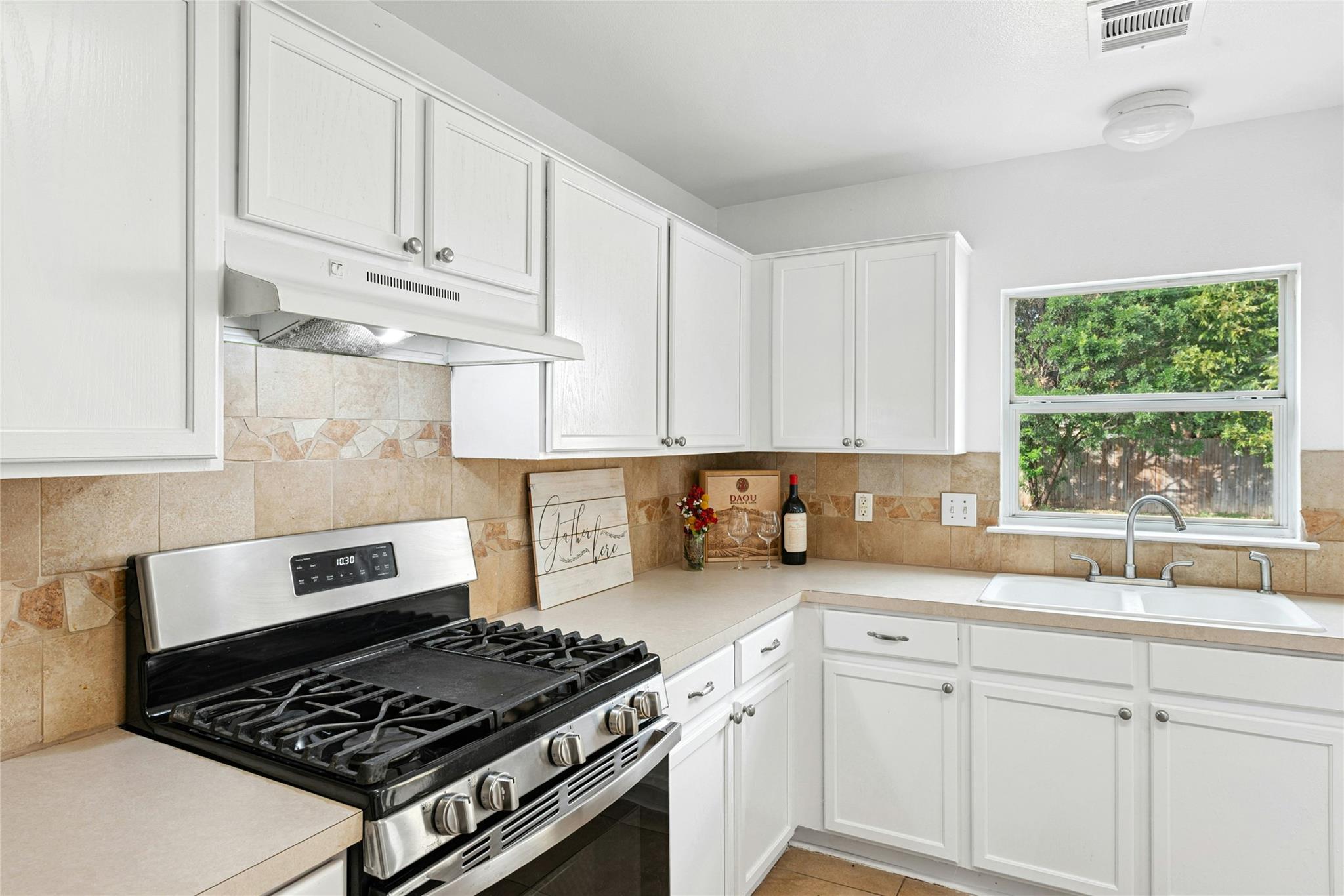 13243 Woodthorn Way, San Antonio, TX 78249