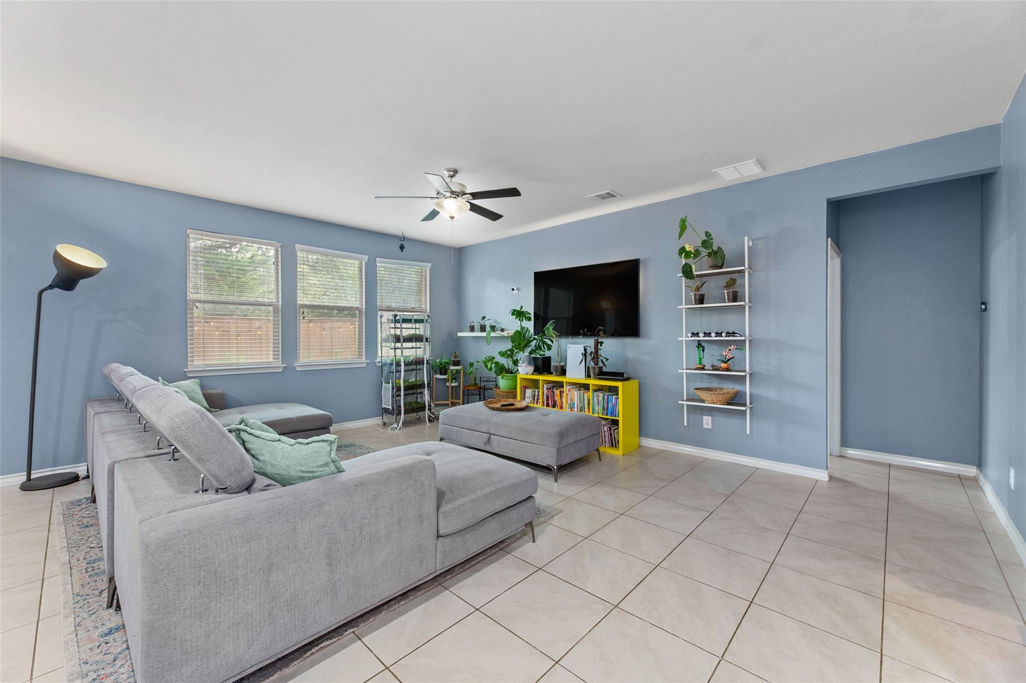 544 Appalachian Trl, Leander, TX 78641