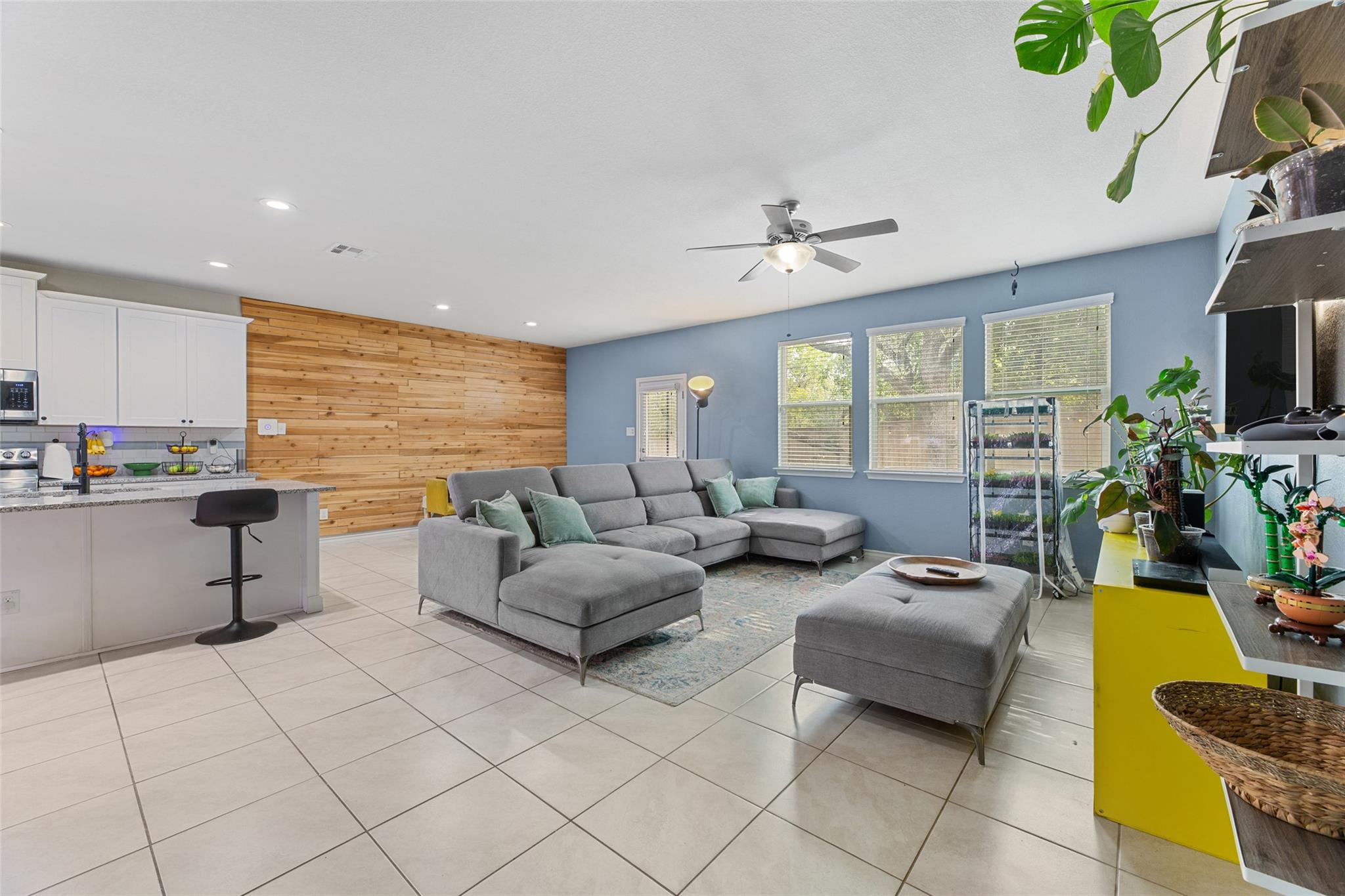 544 Appalachian Trl, Leander, TX 78641