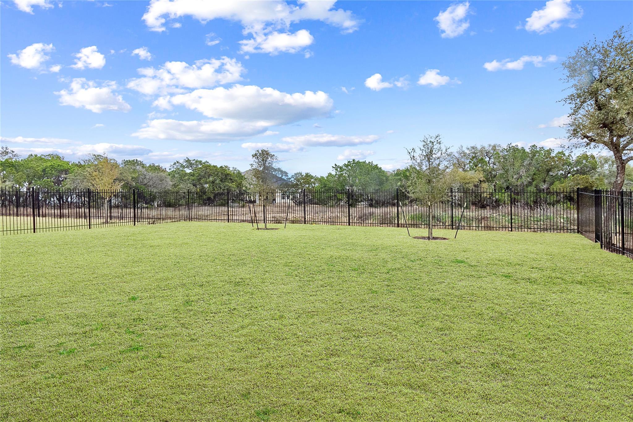 682 Two Creeks Ln, Austin, TX 78737