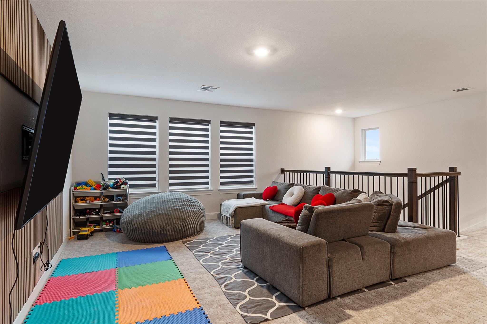 682 Two Creeks Ln, Austin, TX 78737