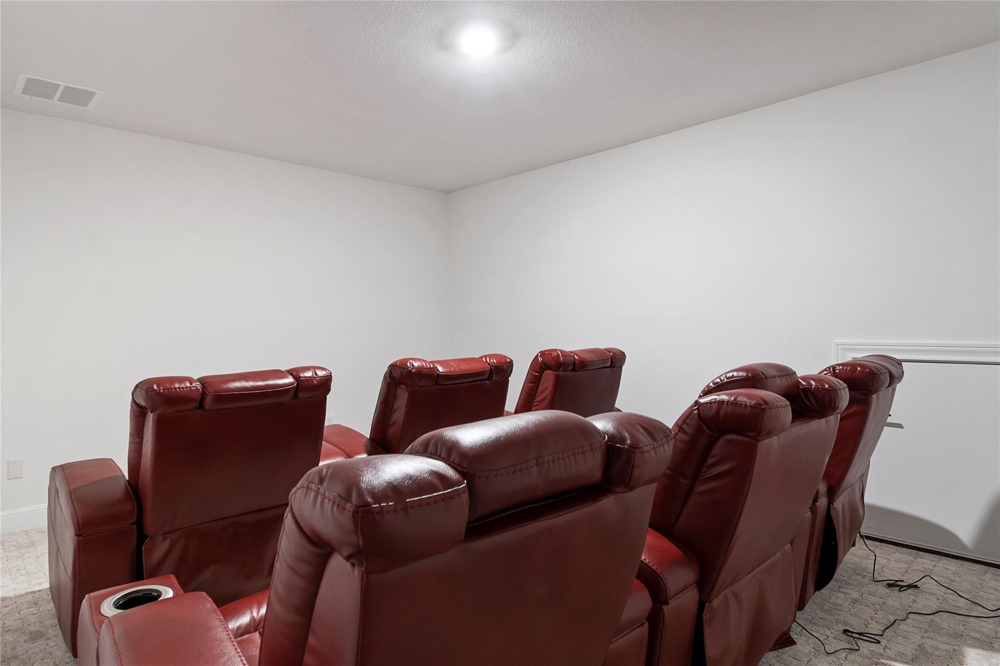 682 Two Creeks Ln, Austin, TX 78737