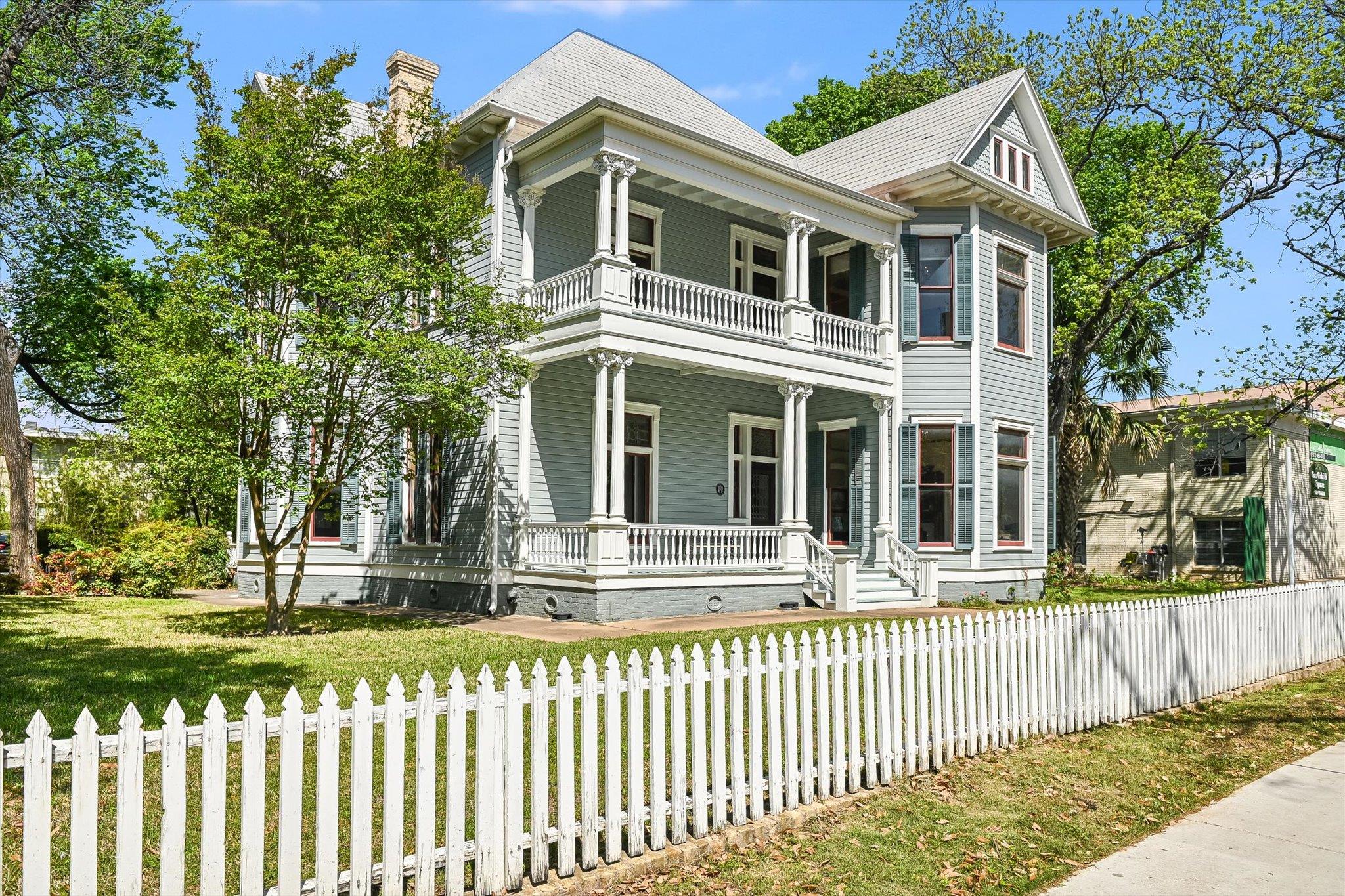 2210 San Gabriel St, Austin, TX 78705