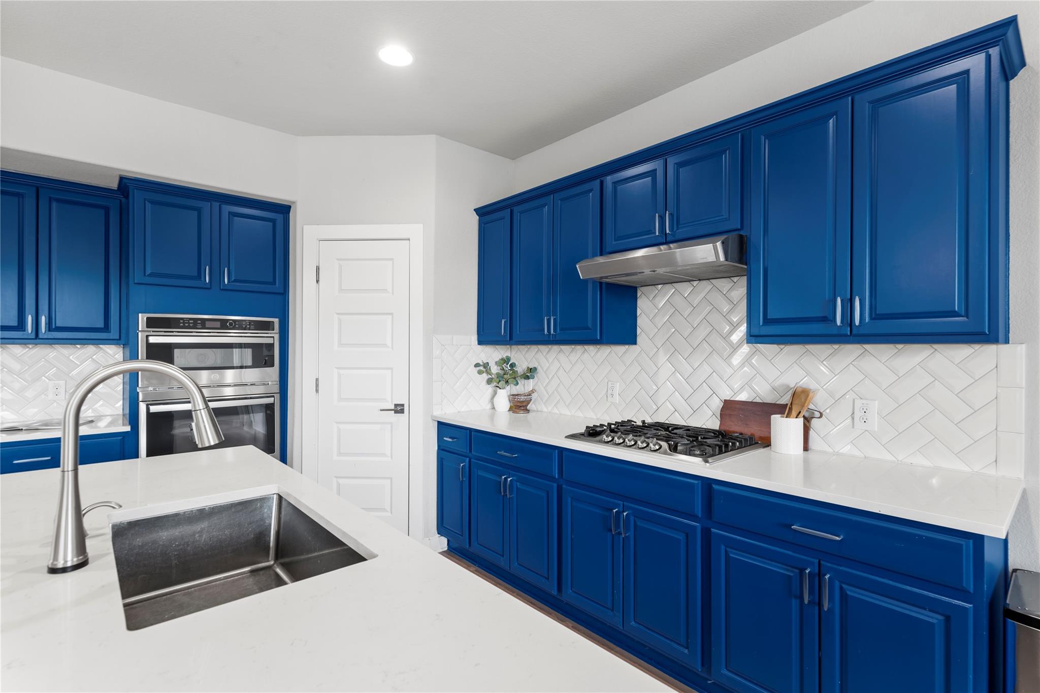 7207 Auburn Blaze Ln, Austin, TX 78744