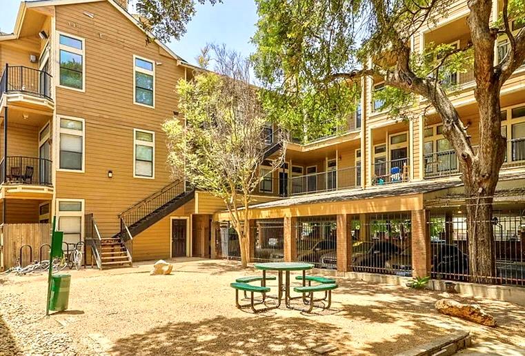 2802 Nueces St # 211, Austin, TX 78705