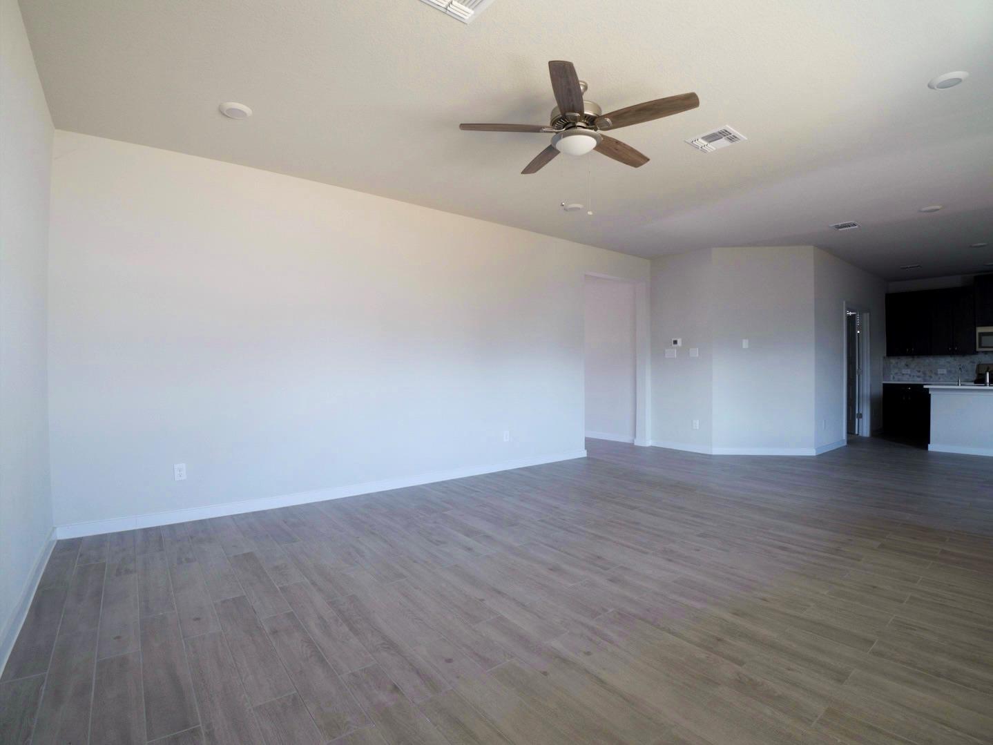 303 Ashby Dr, Hutto, TX 78634