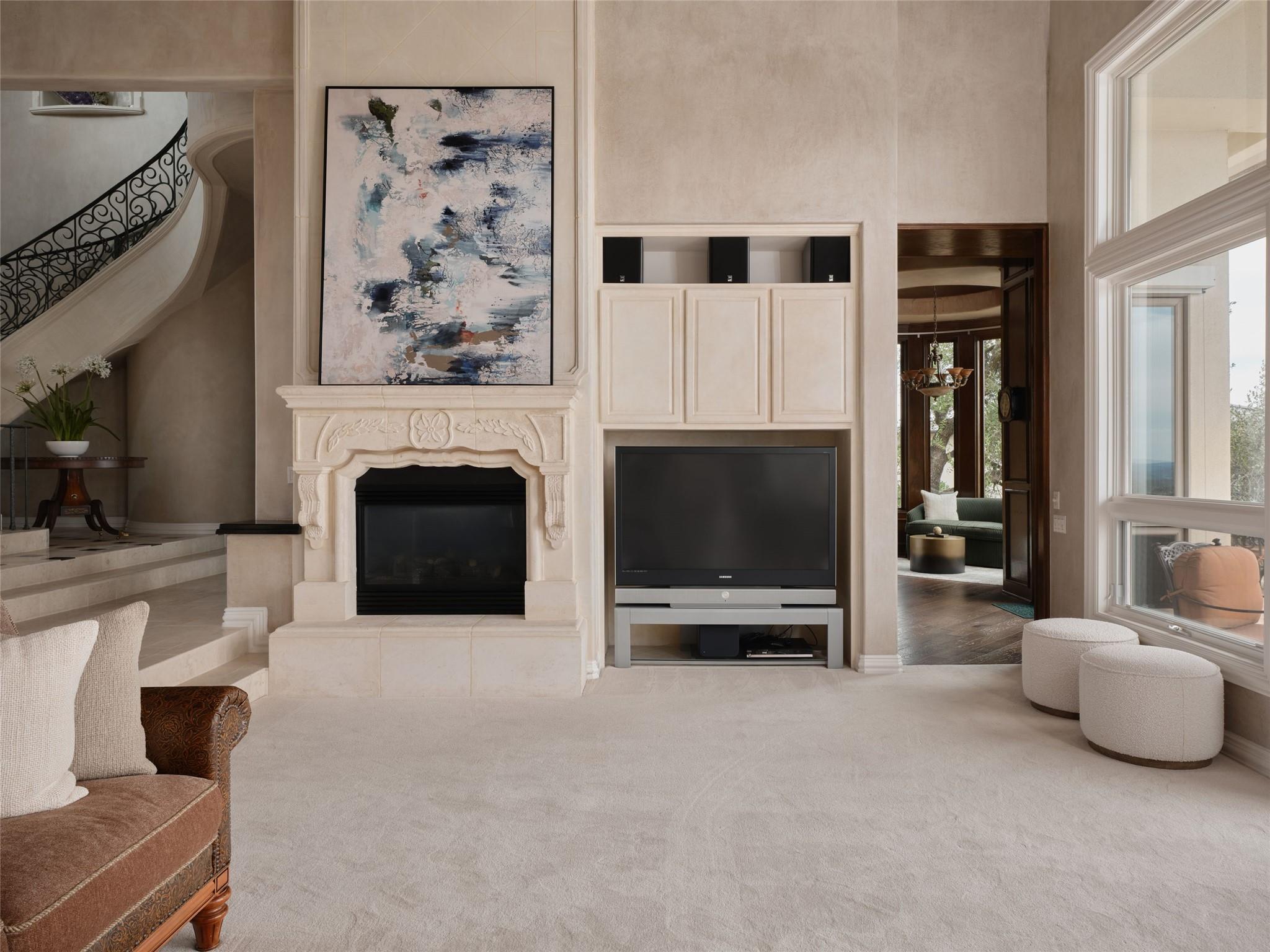 6505 W Courtyard Dr, Austin, TX 78730