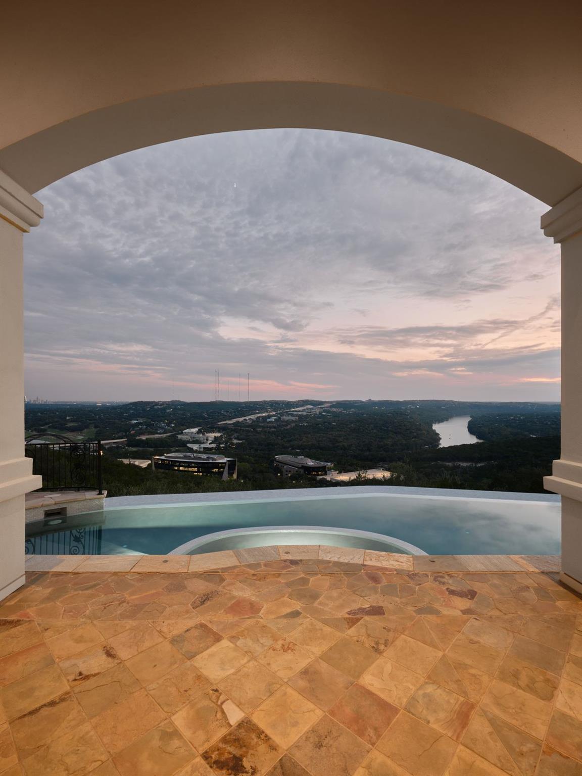 6505 W Courtyard Dr, Austin, TX 78730