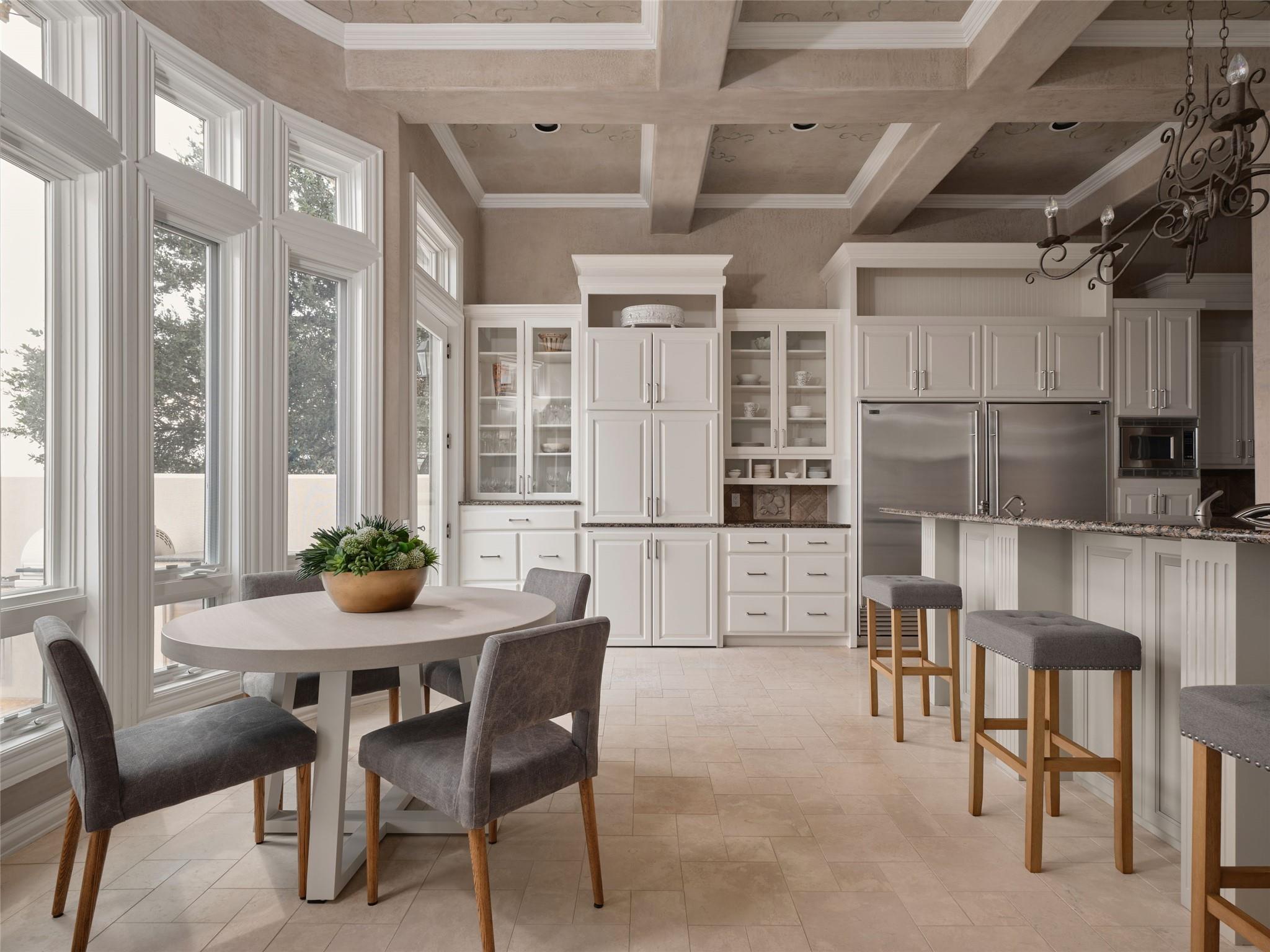 6505 W Courtyard Dr, Austin, TX 78730