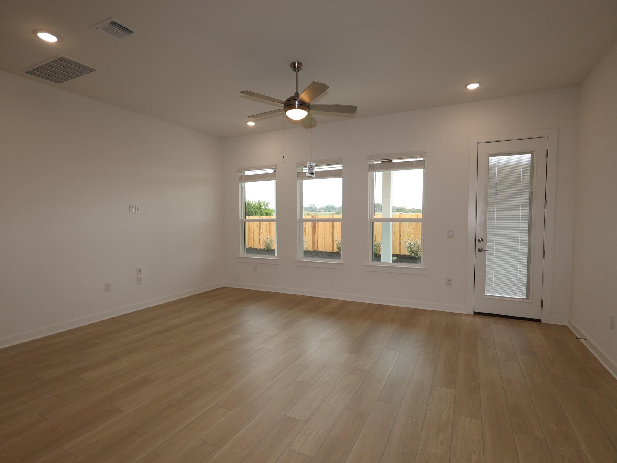 2020 Lolo Ln, Leander, TX 78641