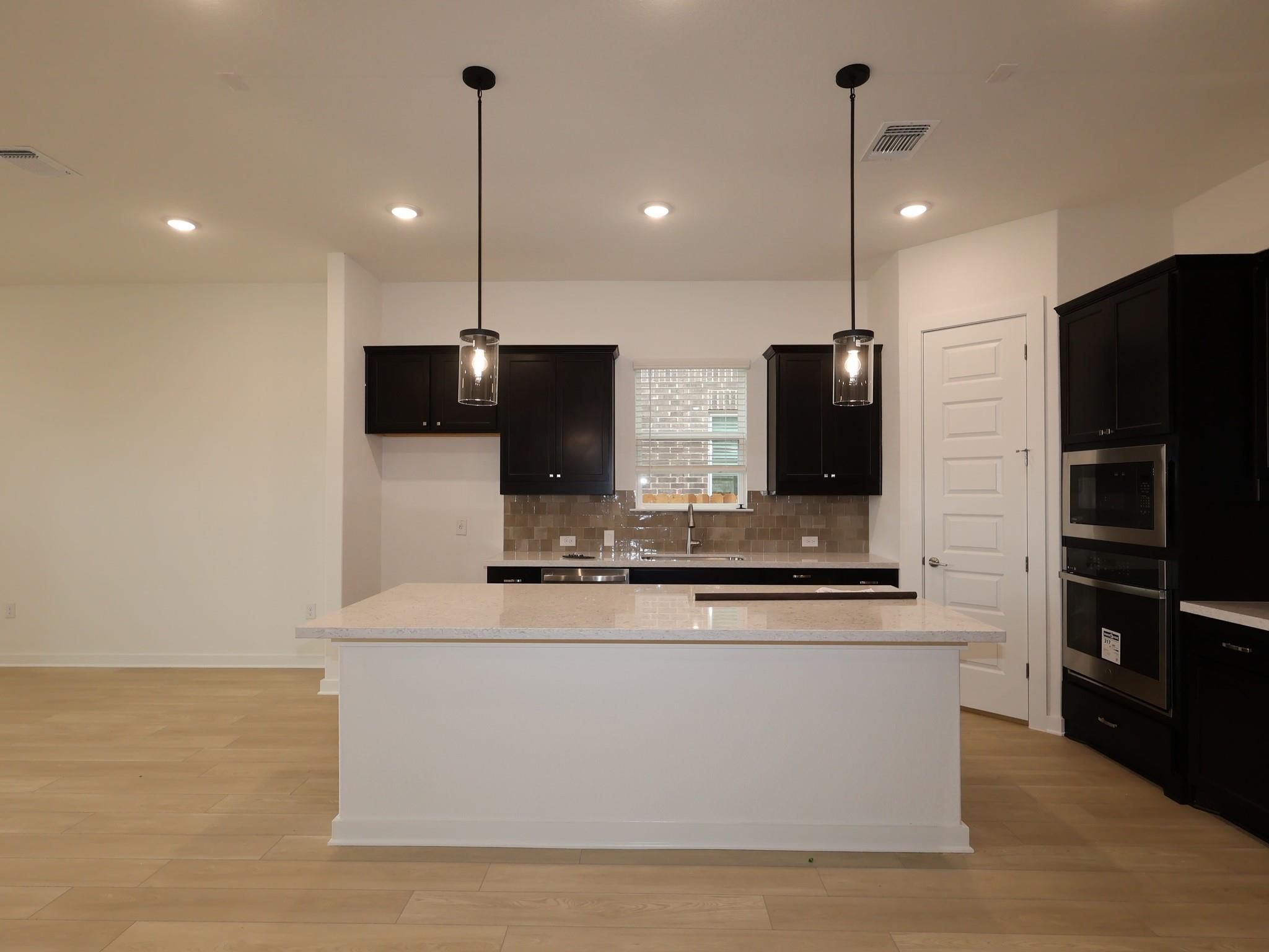 2020 Lolo Ln, Leander, TX 78641