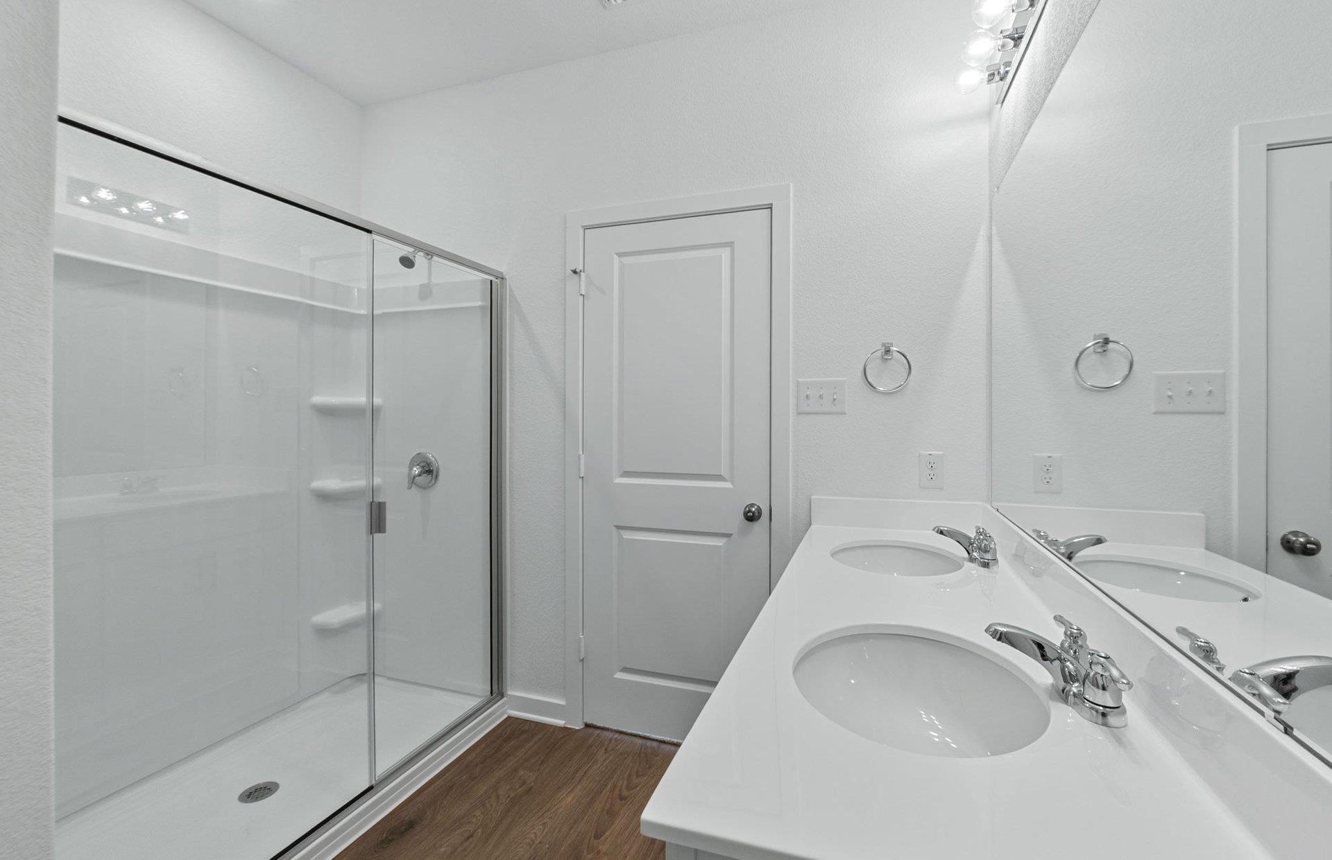 346 Paradise Canyon Dr, Jarrell, TX 76537