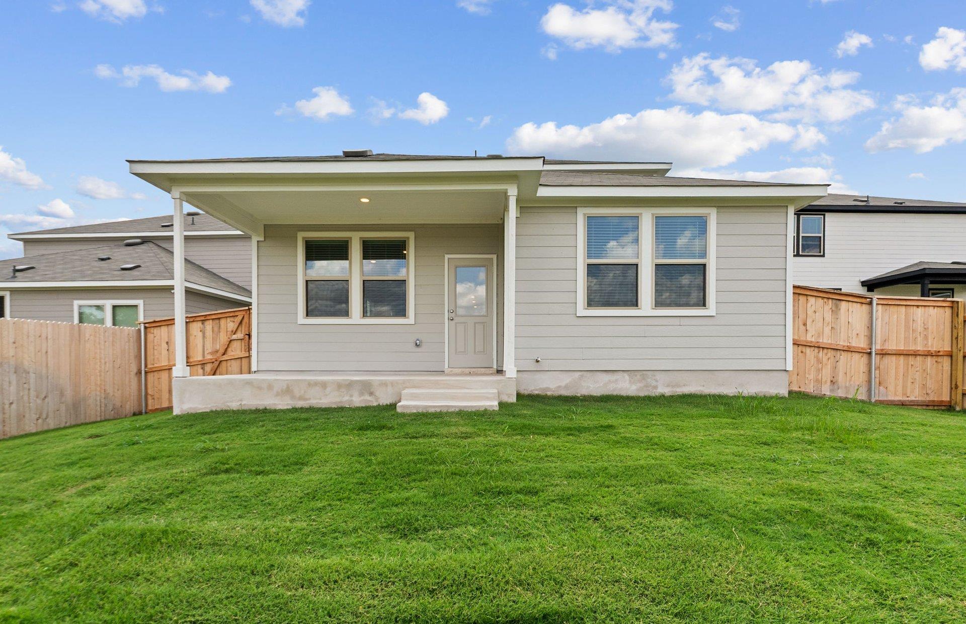 346 Paradise Canyon Dr, Jarrell, TX 76537