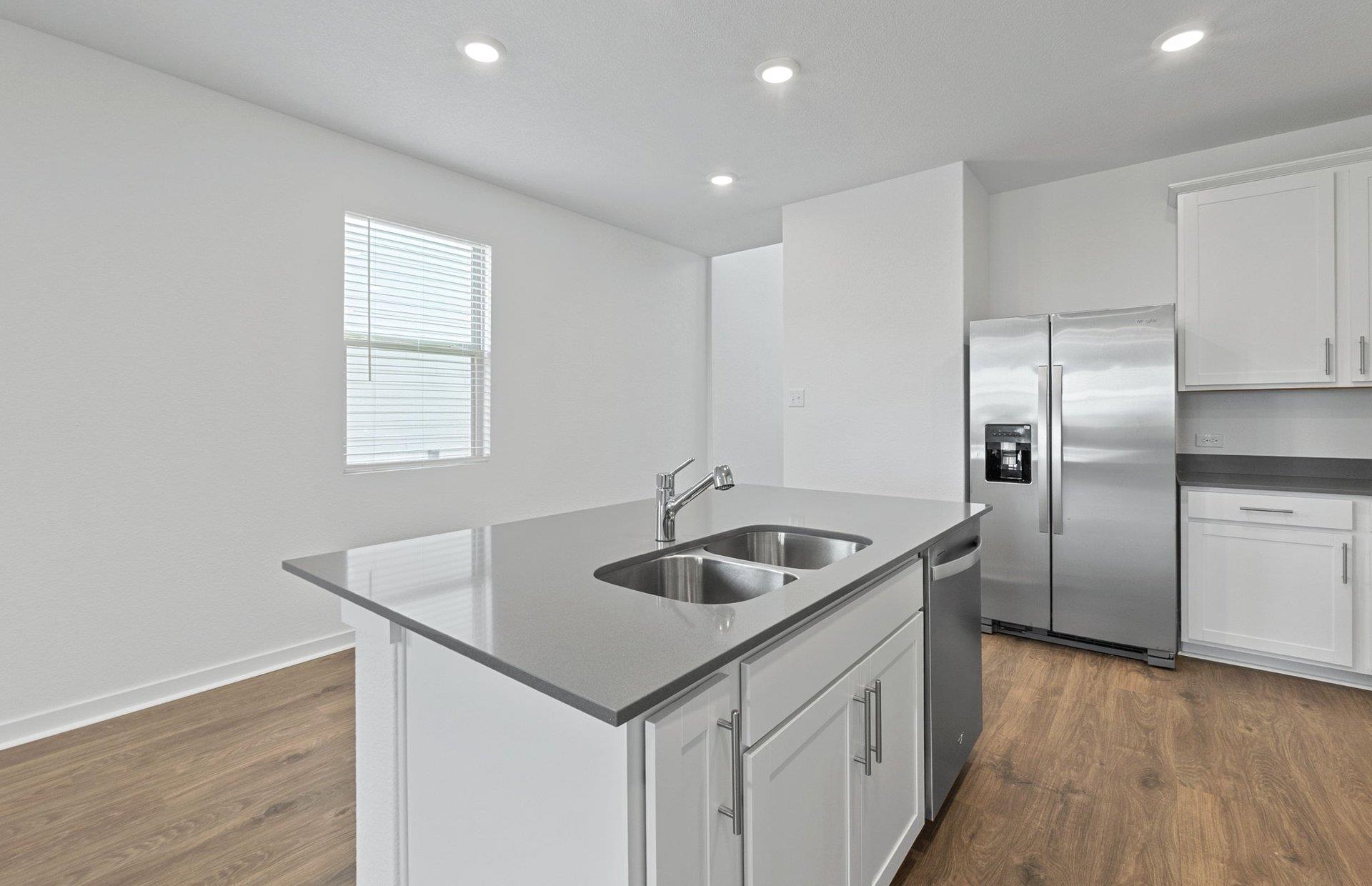 346 Paradise Canyon Dr, Jarrell, TX 76537