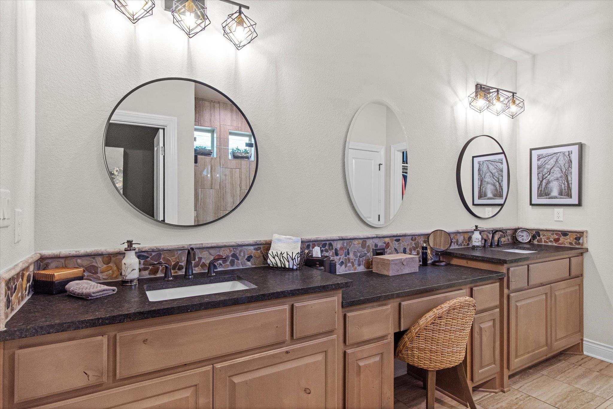 549 Clubhouse Dr # G, Georgetown, TX 78628