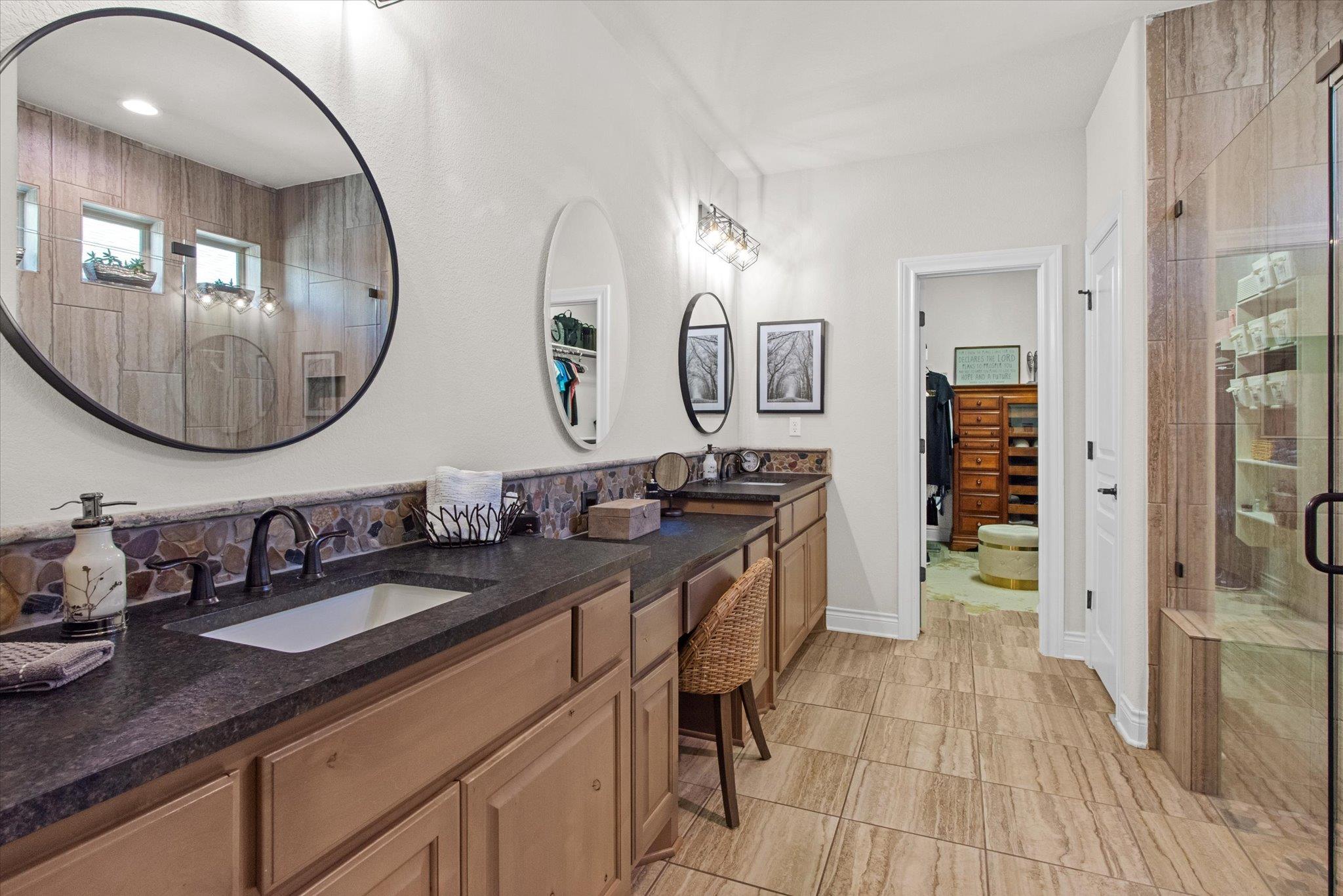 549 Clubhouse Dr # G, Georgetown, TX 78628