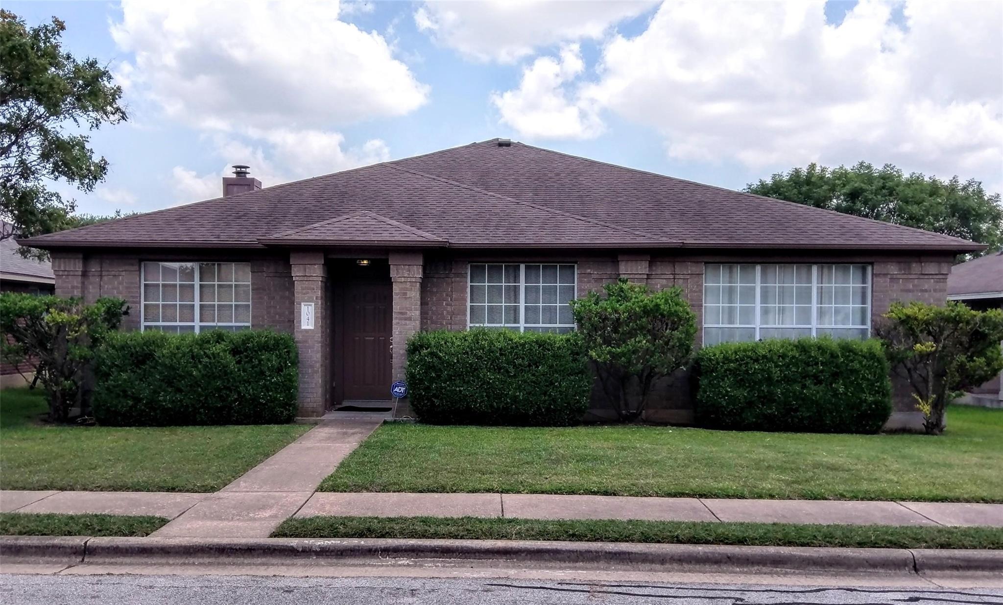 1041 Disraeli Cir, Pflugerville, TX 78660