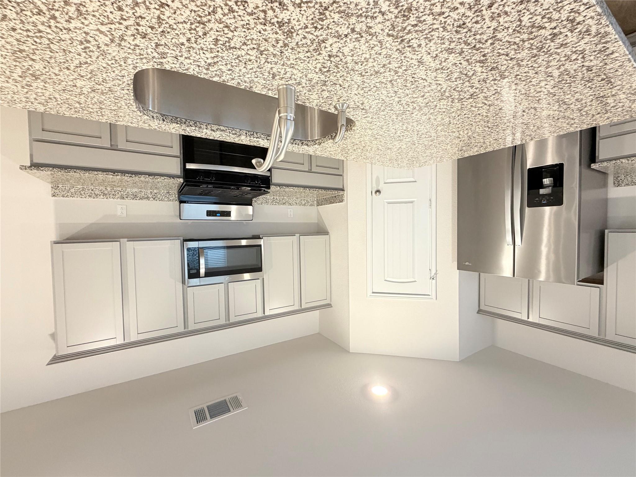 148 Arroyo Sweetwood Cir, Kyle, TX 78640