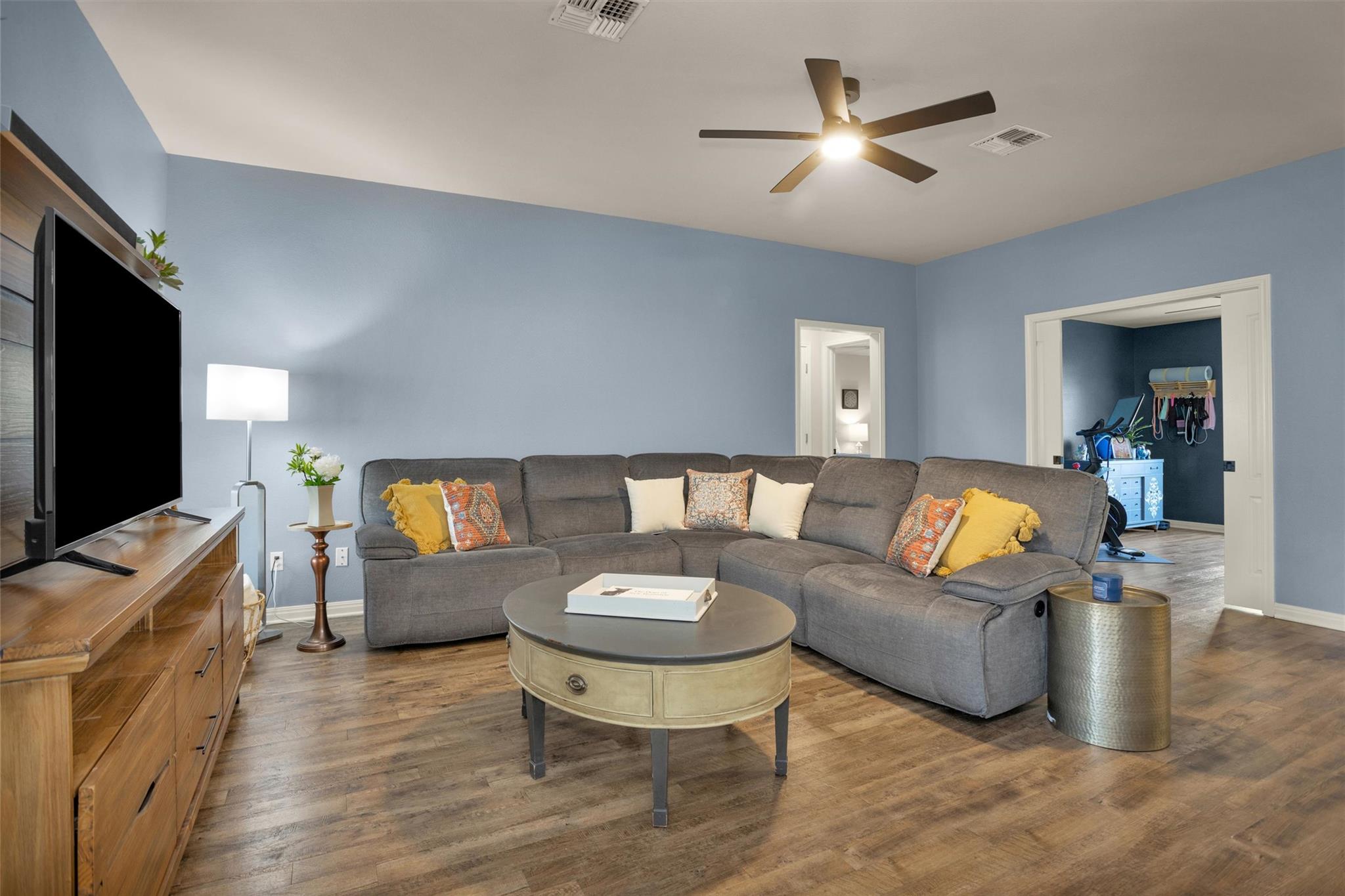 1906 Round Table, New Braunfels, TX 78130