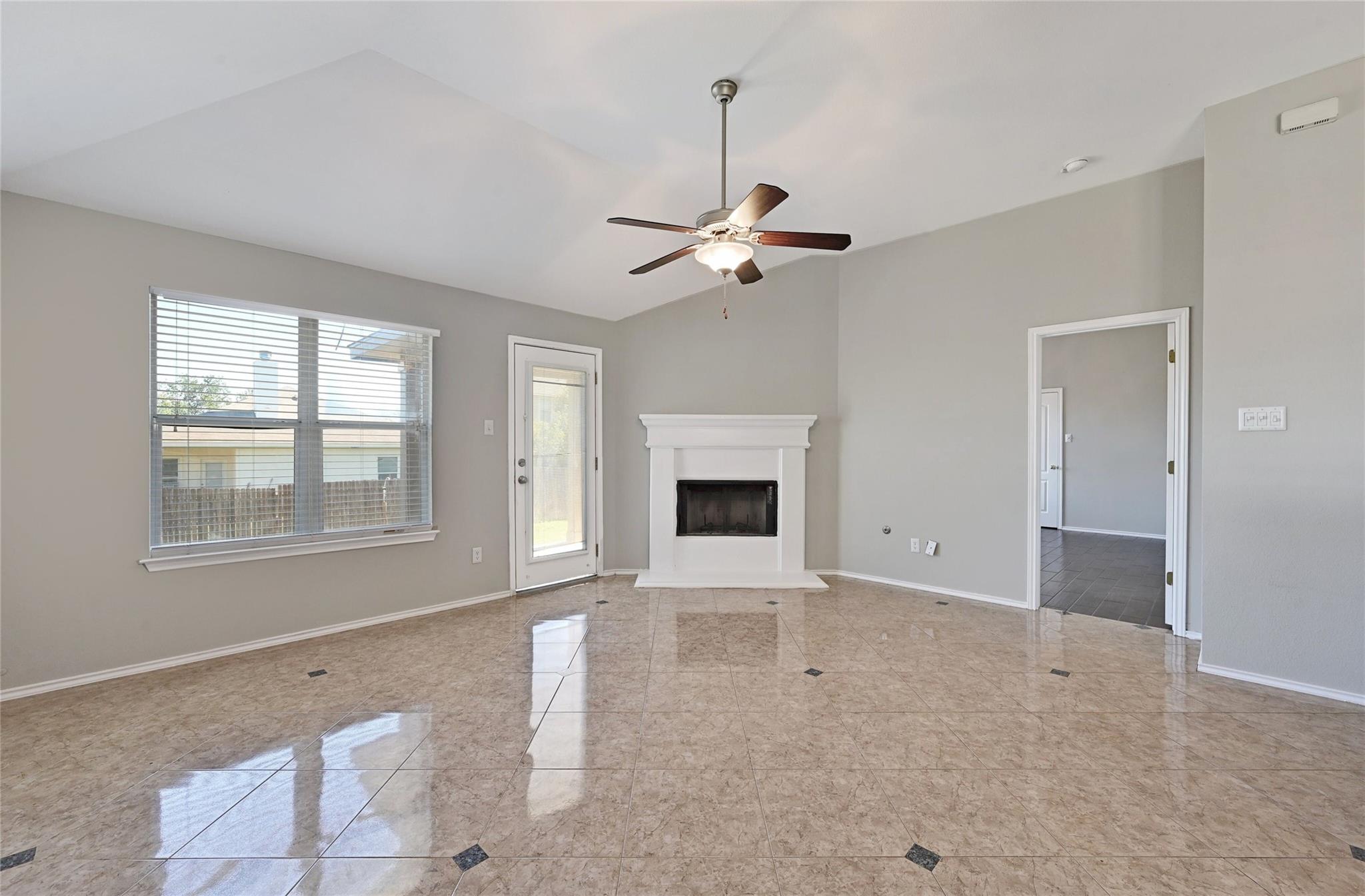 166 Pecanwood N, Kyle, TX 78640