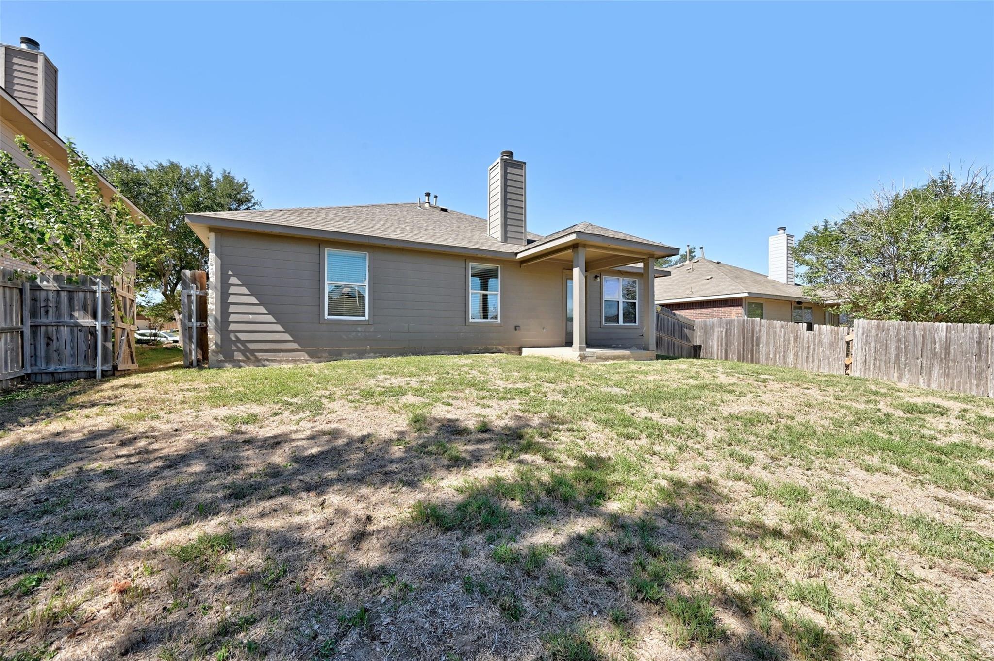 166 Pecanwood N, Kyle, TX 78640