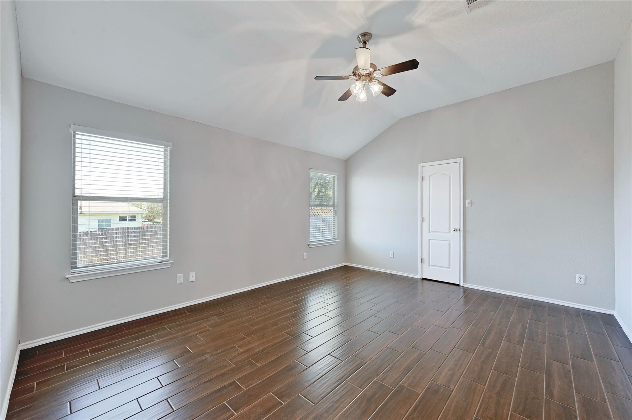 166 Pecanwood N, Kyle, TX 78640