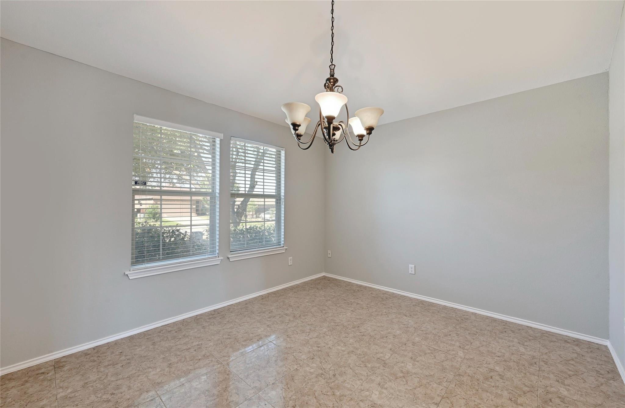 166 Pecanwood N, Kyle, TX 78640