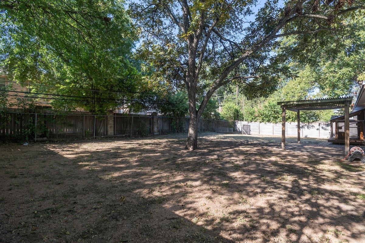 1301 Clearfield Dr, Austin, TX 78758