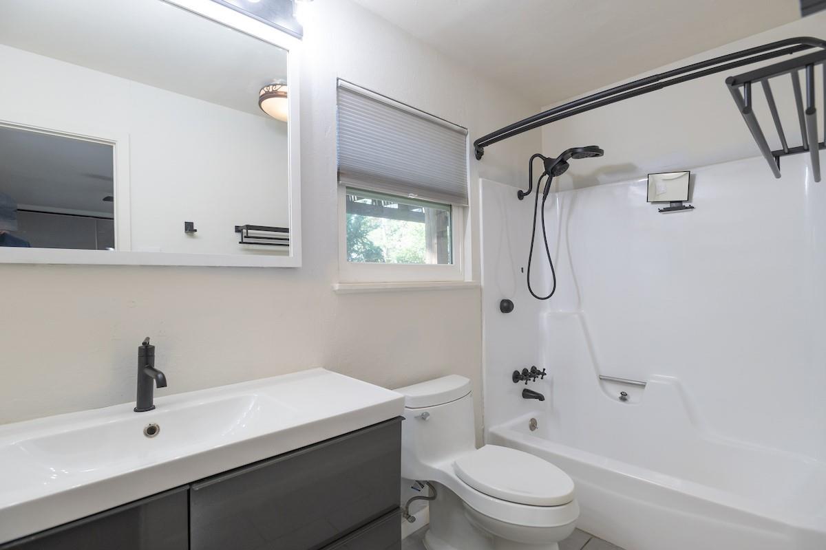 1301 Clearfield Dr, Austin, TX 78758